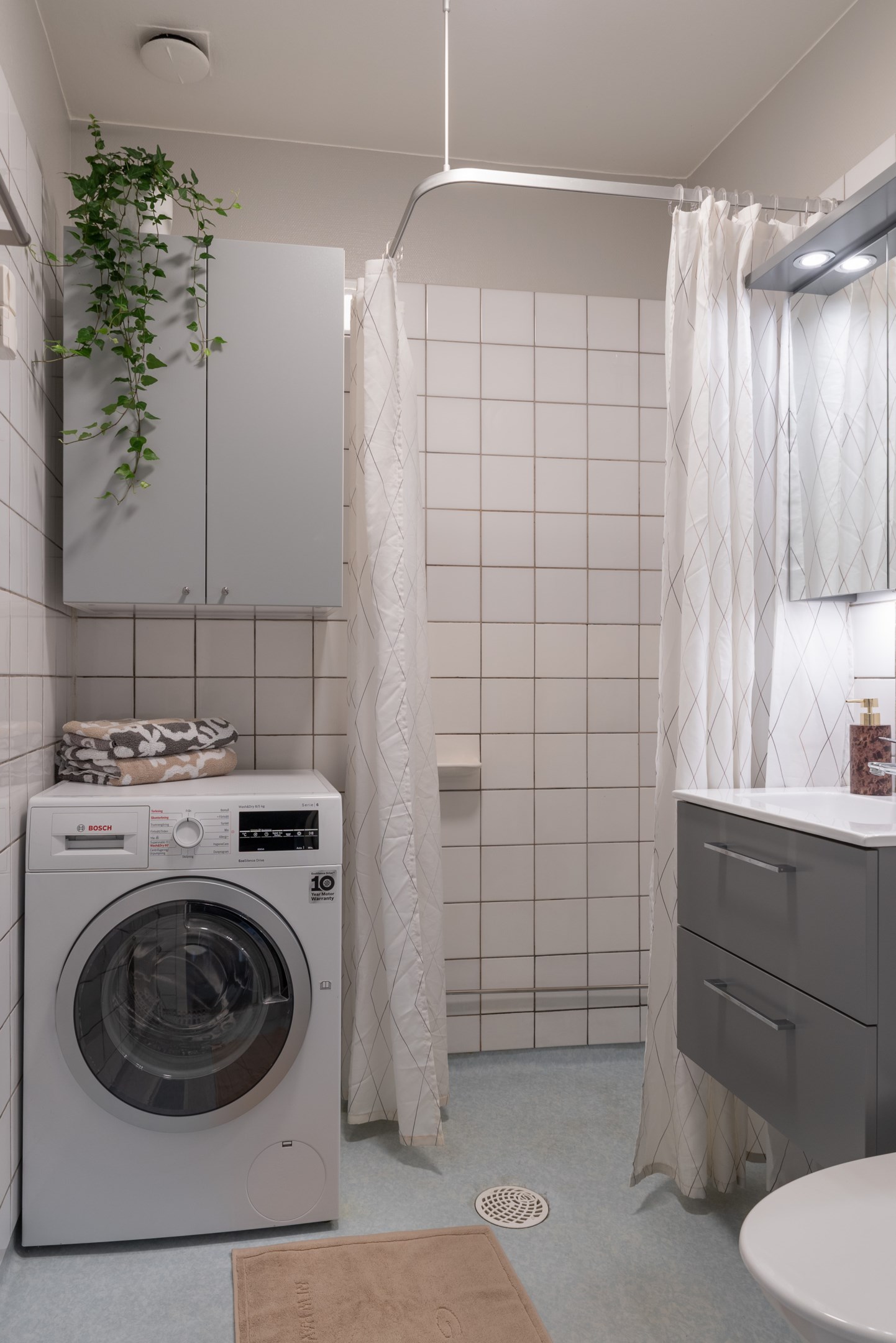 Bostadsbild från Regementsgatan 32, Till salu i Viksäng, Västerås