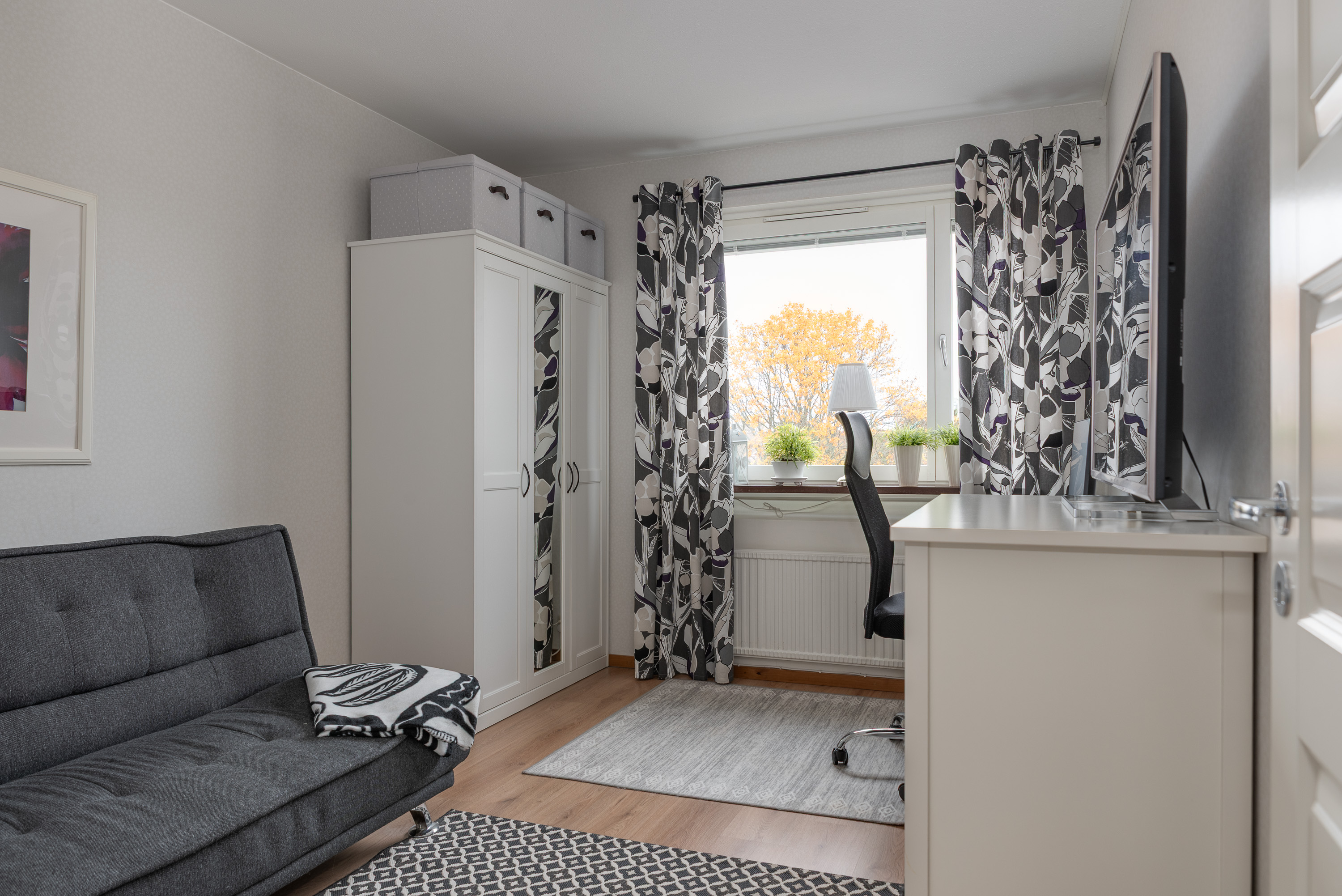 Bostadsbild från Regementsgatan 32, Till salu i Viksäng, Västerås