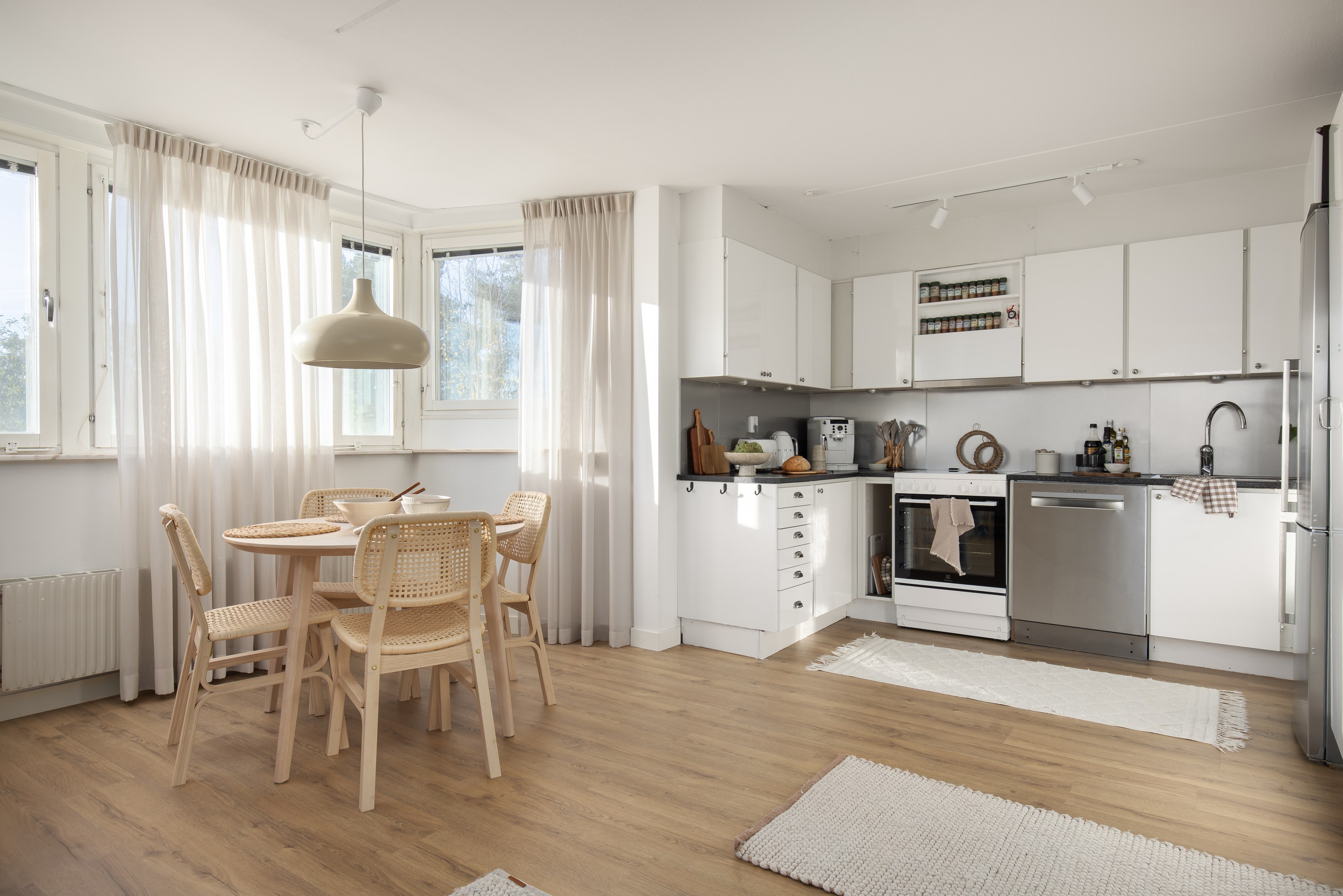 Bostadsbild från Vitlöksgränd 9, 5tr, Till salu i , Tyresö