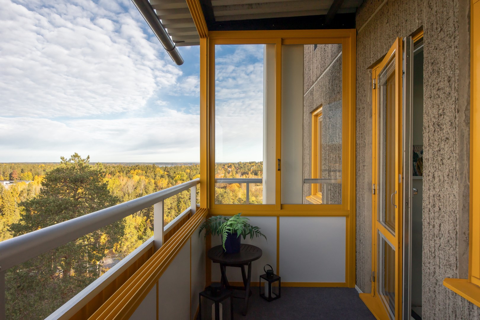 Bostadsbild från Skarpövägen 53, Såld i Västra Orminge, Nacka