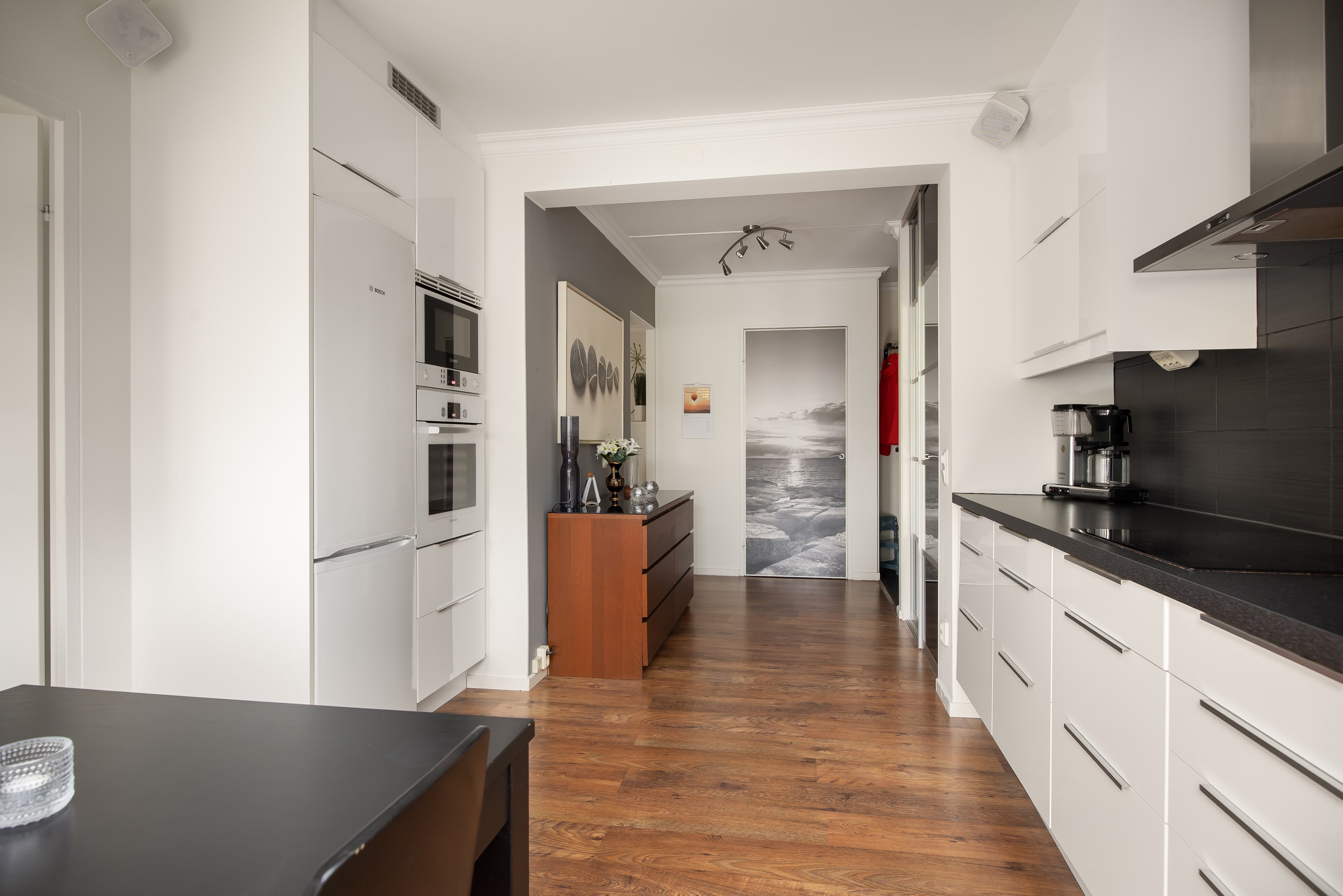 Bostadsbild från Ormingeringen 76, Till salu i Västra Orminge, Nacka