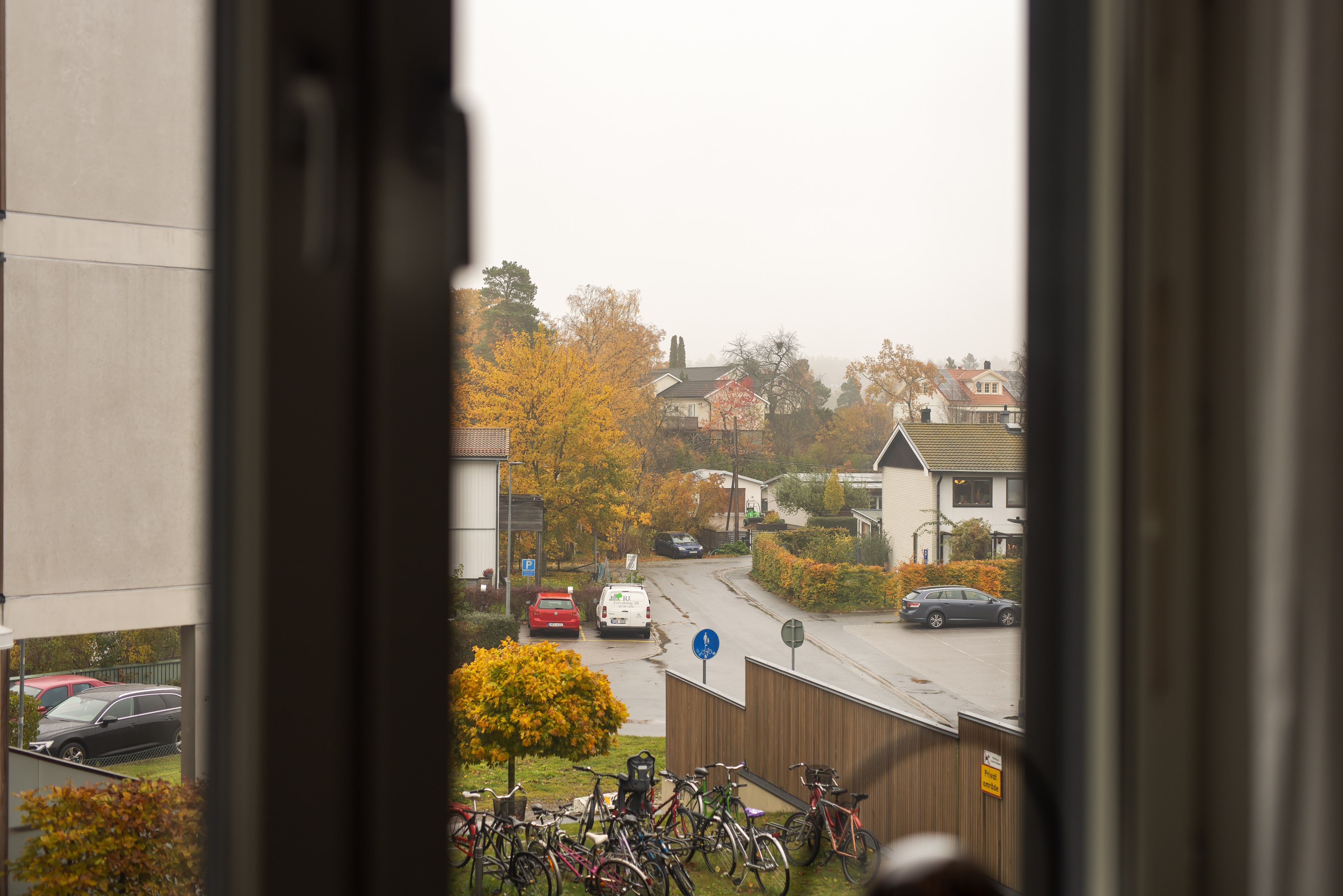 Bostadsbild från Kallkärrsvägen 74, 1tr, Till salu i Huddinge - Stuvsta, Huddinge