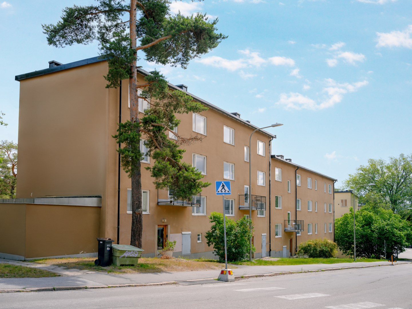 Bostadsbild från LM Ericssons väg 3, Kommande i Midsommarkransen - Telefonplan, Stockholm