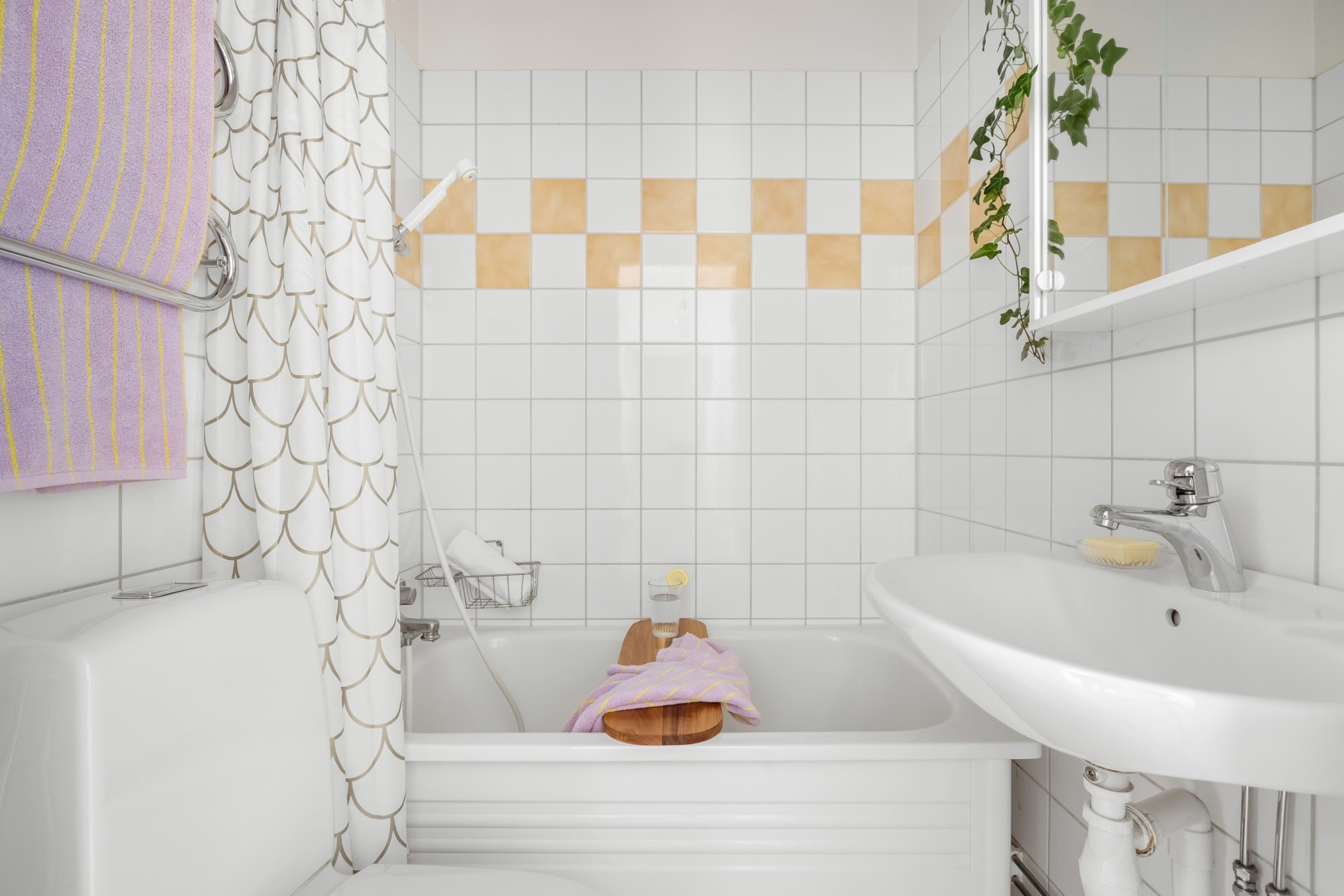 Bostadsbild från Valutavägen 80, Till salu i Hägerstensåsen, Stockholm