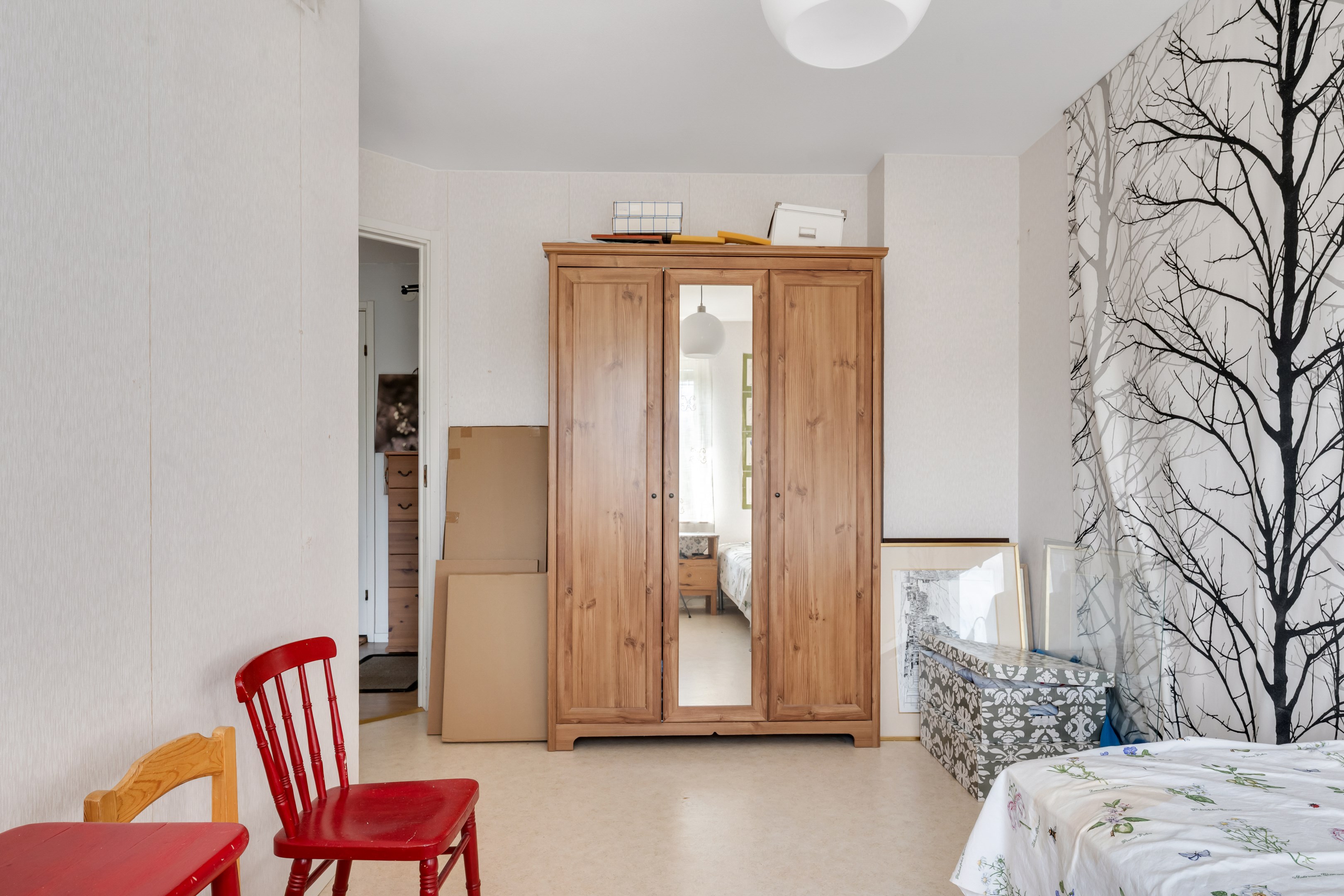 Bostadsbild från Stenbrohultsvägen 107, Till salu i Sävja, Uppsala