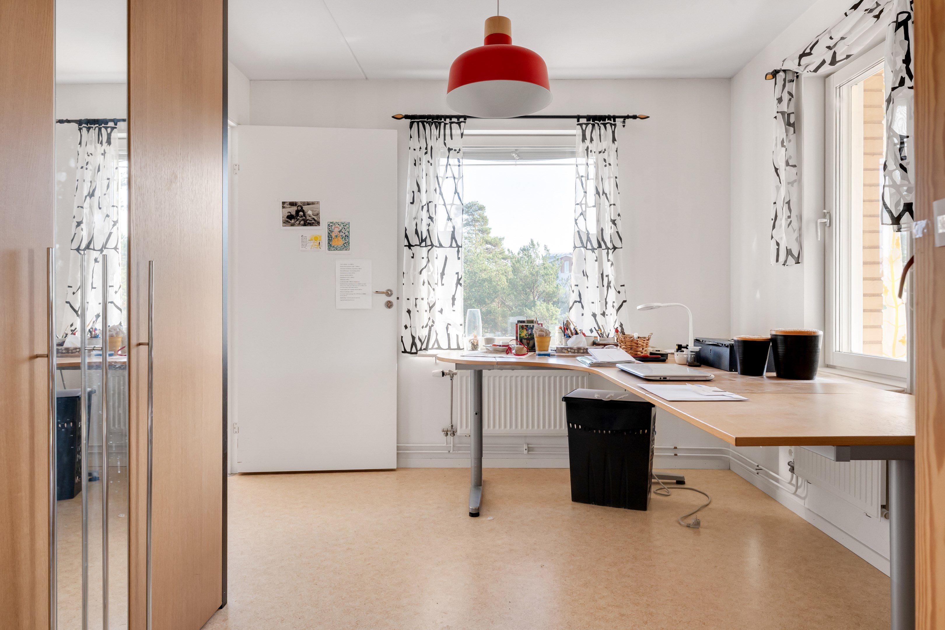 Bostadsbild från Stenbrohultsvägen 107, Till salu i Sävja, Uppsala