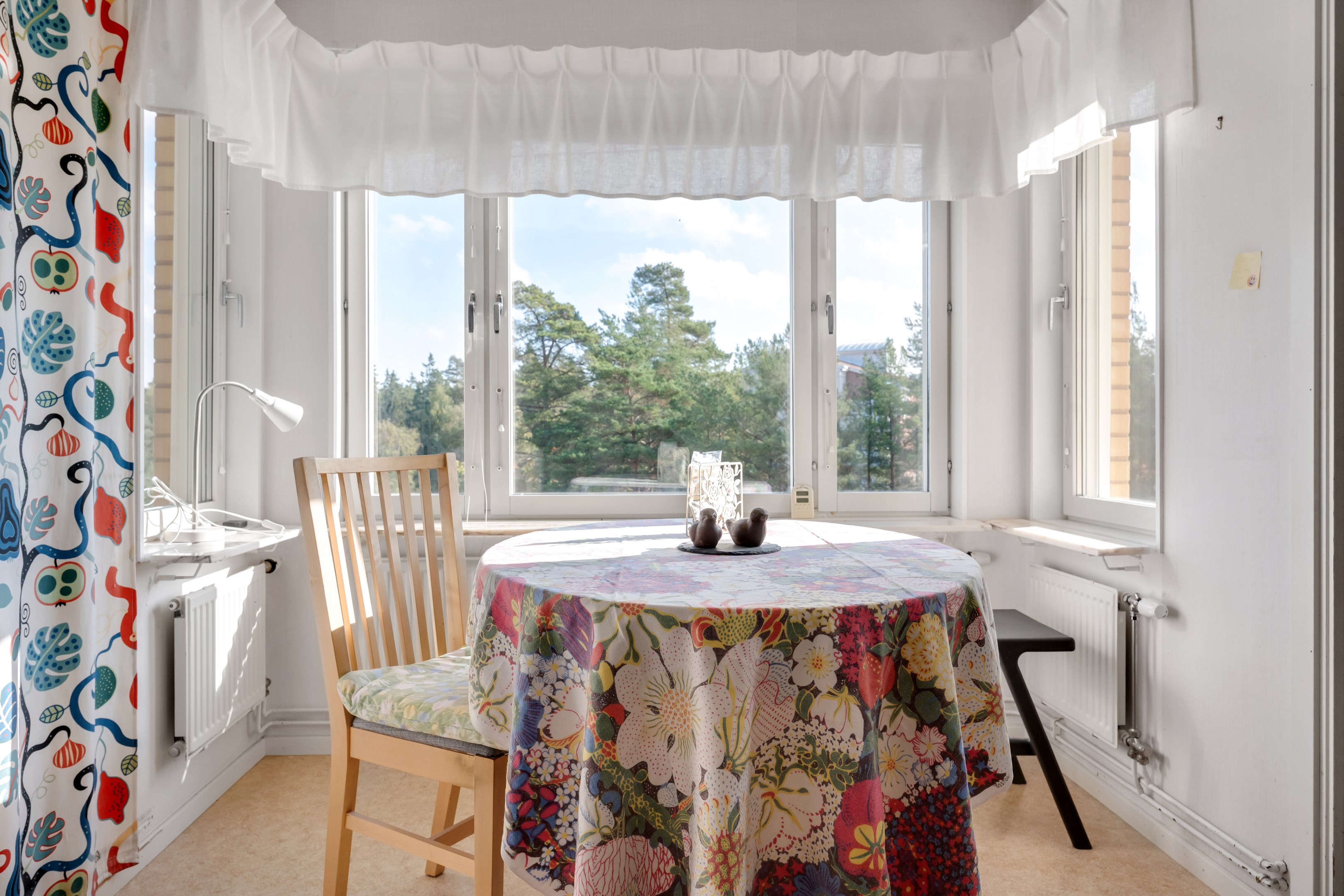 Bostadsbild från Stenbrohultsvägen 107, Till salu i Sävja, Uppsala