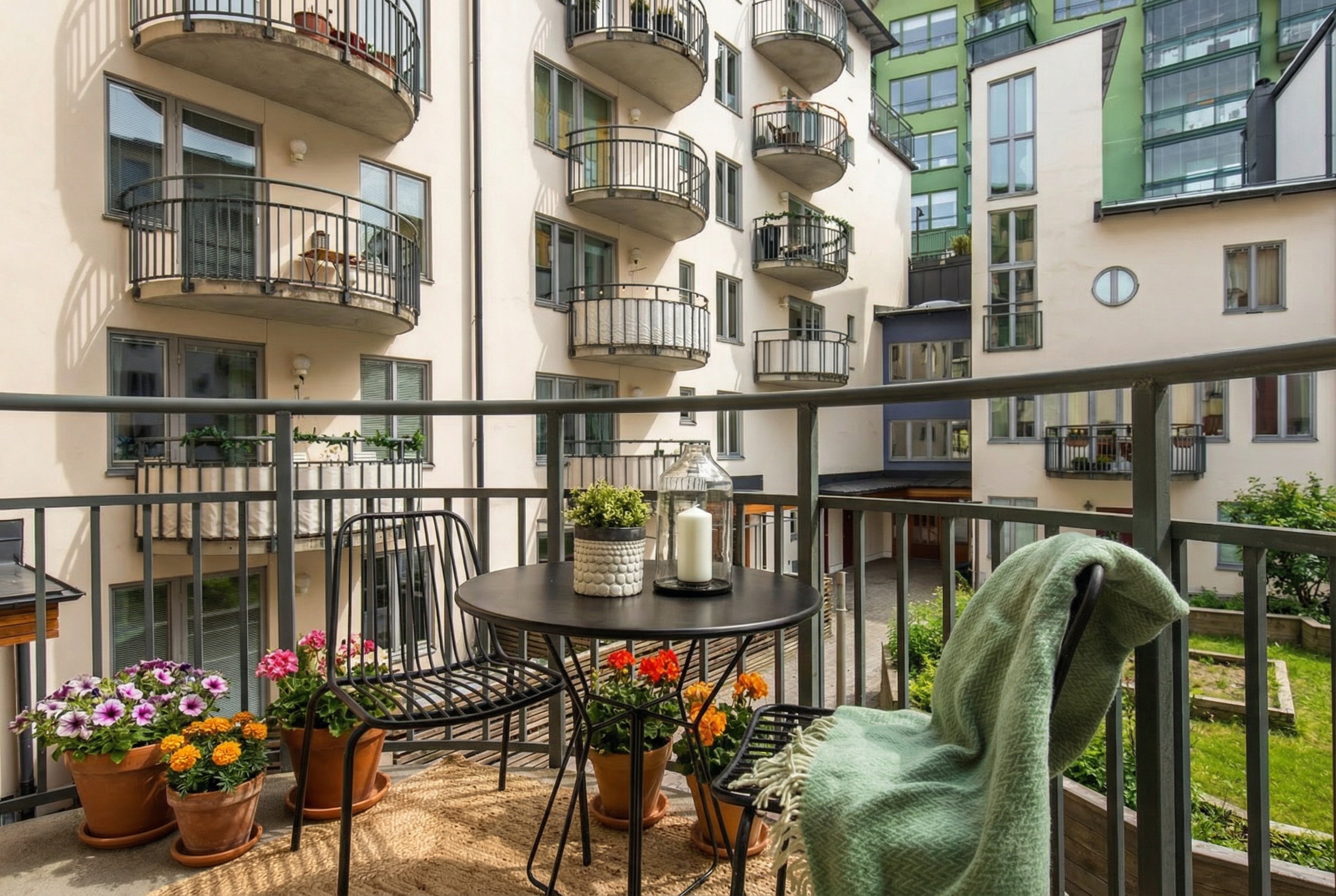 Bostadsbild från Saltsjöqvarns Kaj 3, Till salu i Saltsjöqvarn, Nacka