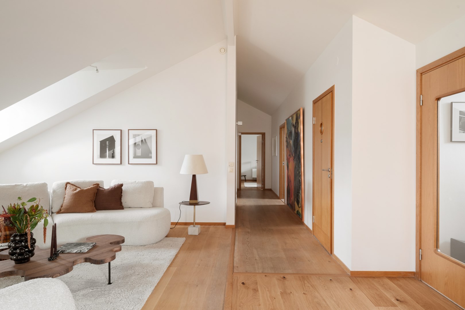 Bostadsbild från Johannesgatan 2, Till salu i Norrmalm, Stockholm