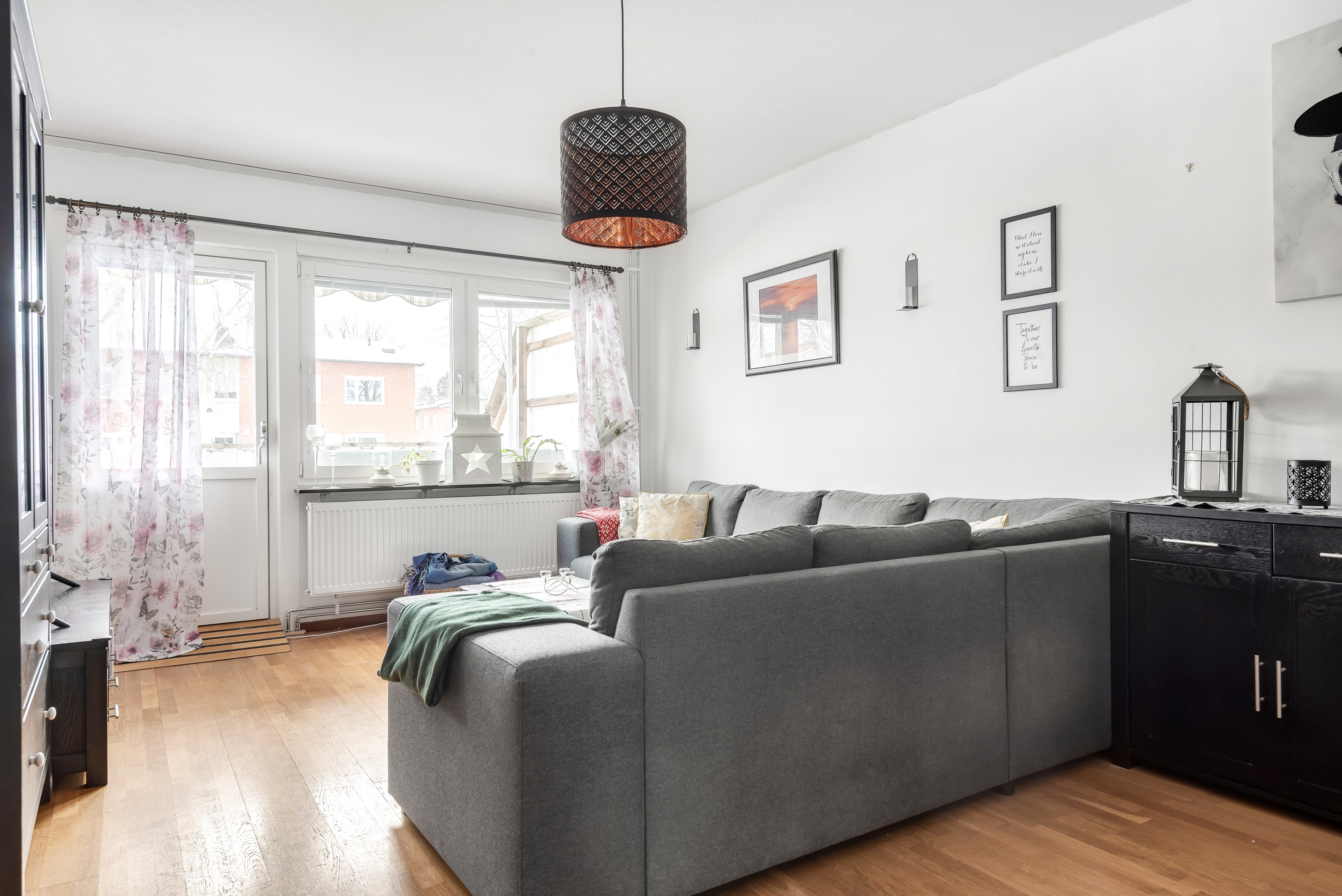 Bostadsbild från Körvelgatan 35B, Såld i Årsta, Uppsala