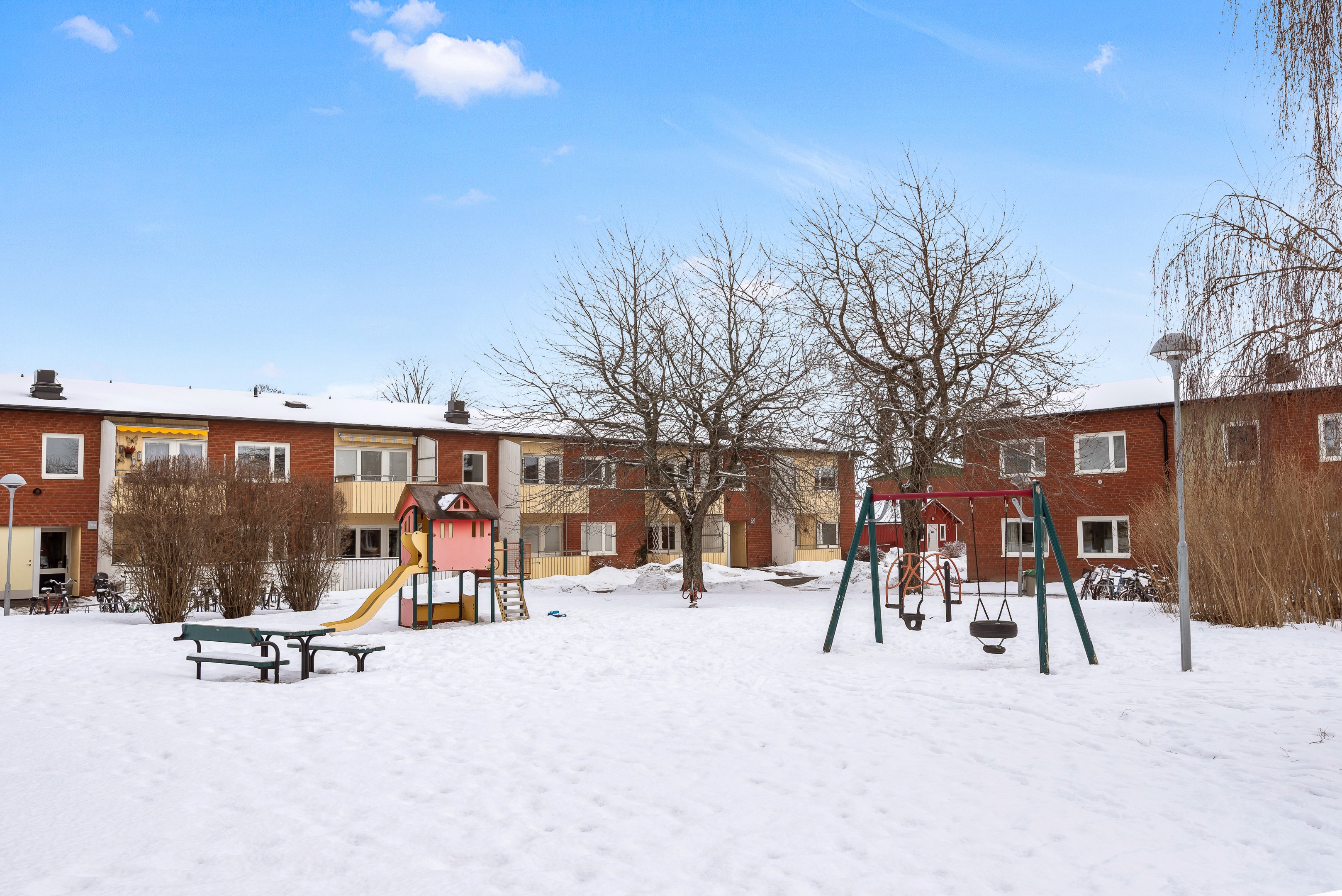 Bostadsbild från Körvelgatan 35B, Såld i Årsta, Uppsala