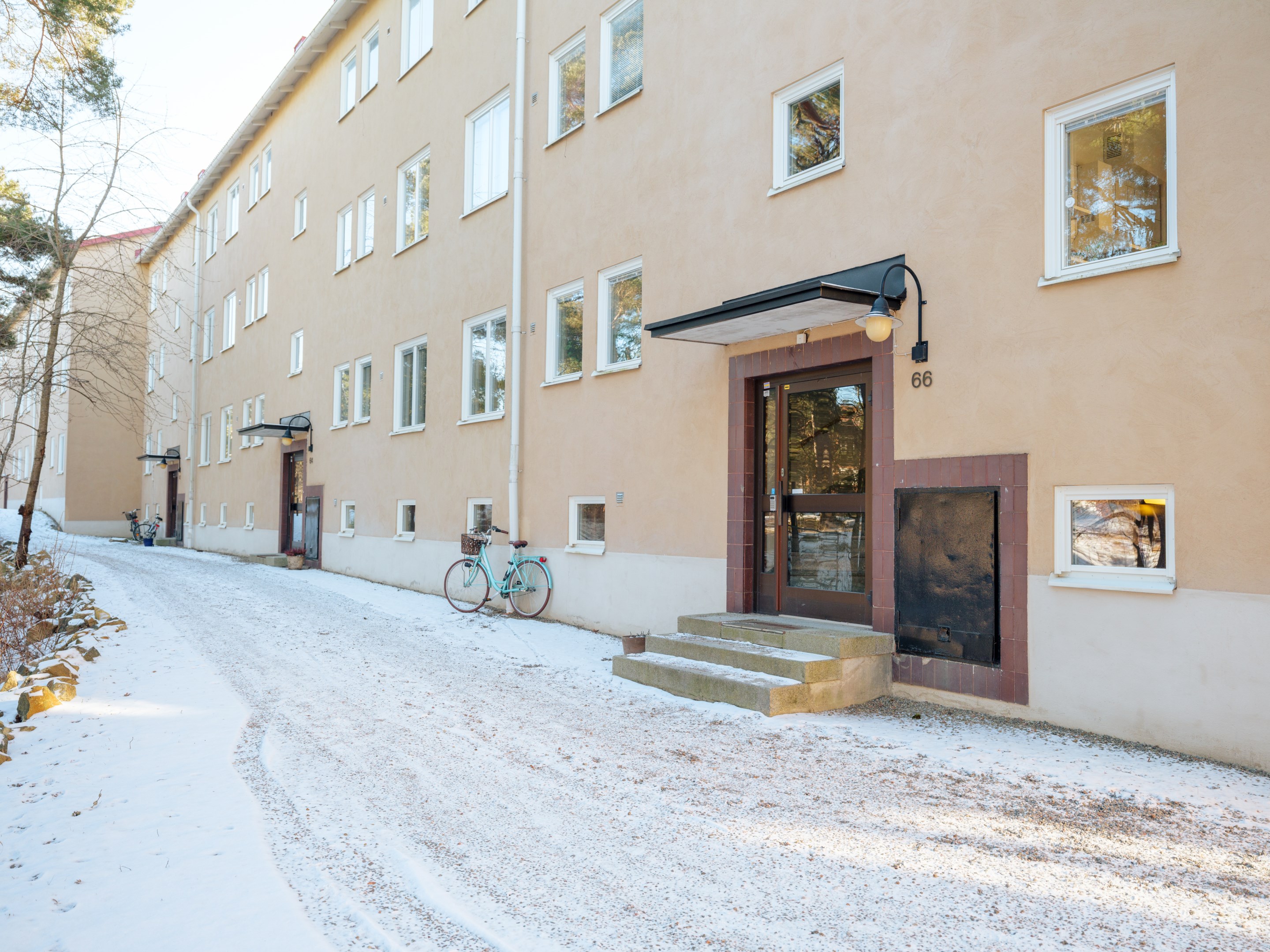 Bostadsbild från Inteckningsvägen 66, Såld i Hägerstensåsen, Stockholm