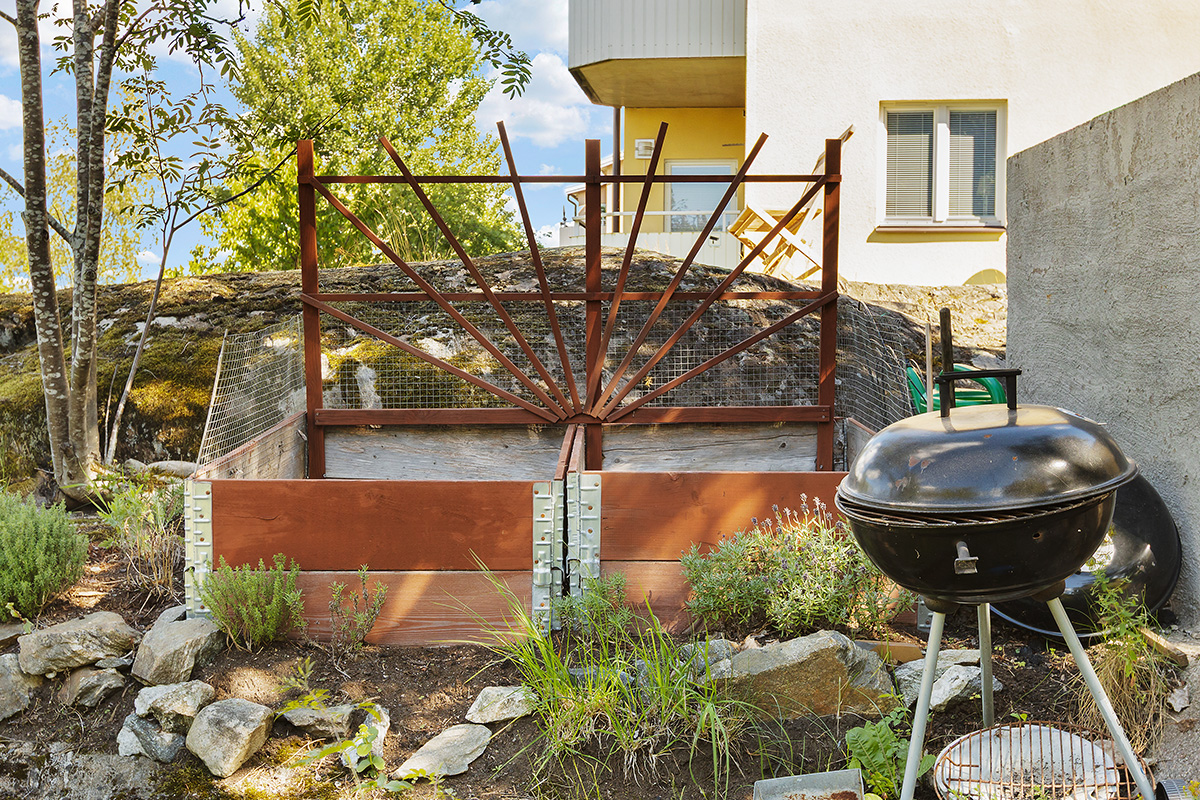 Bostadsbild från Bäckvägen 44, Kommande i Midsommarkransen, Stockholm