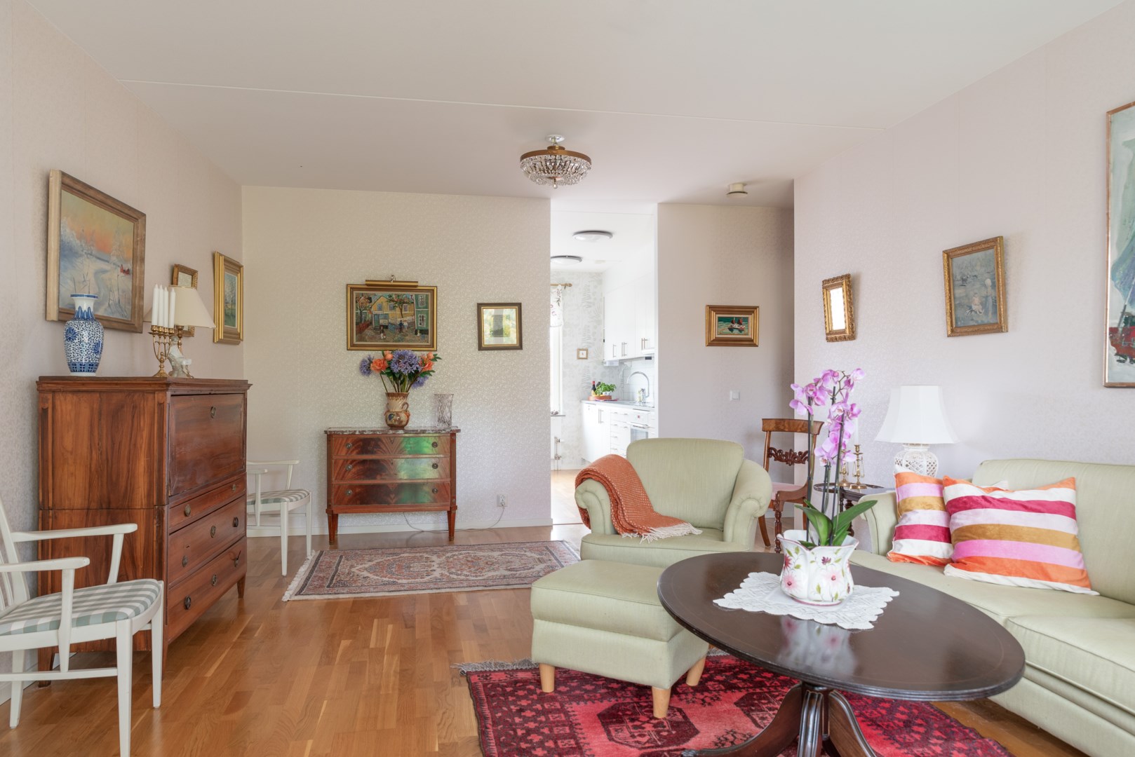 Bostadsbild från Regementsgatan 97, Såld i Viksäng, Västerås