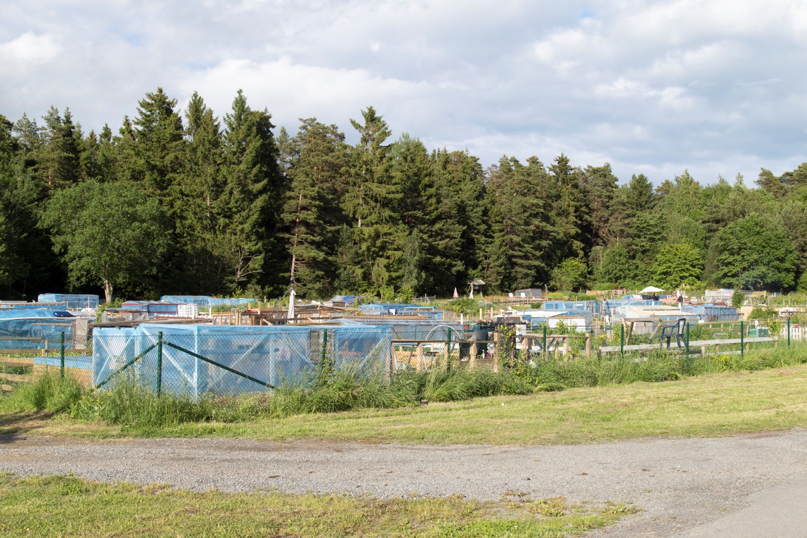 Bostadsbild från Smålandsvägen 1, Till salu i Sävja, Uppsala