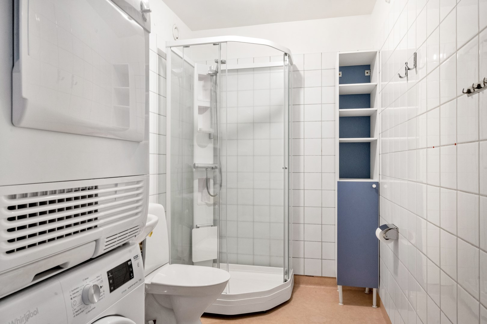 Bostadsbild från Smålandsvägen 1, Till salu i Sävja, Uppsala