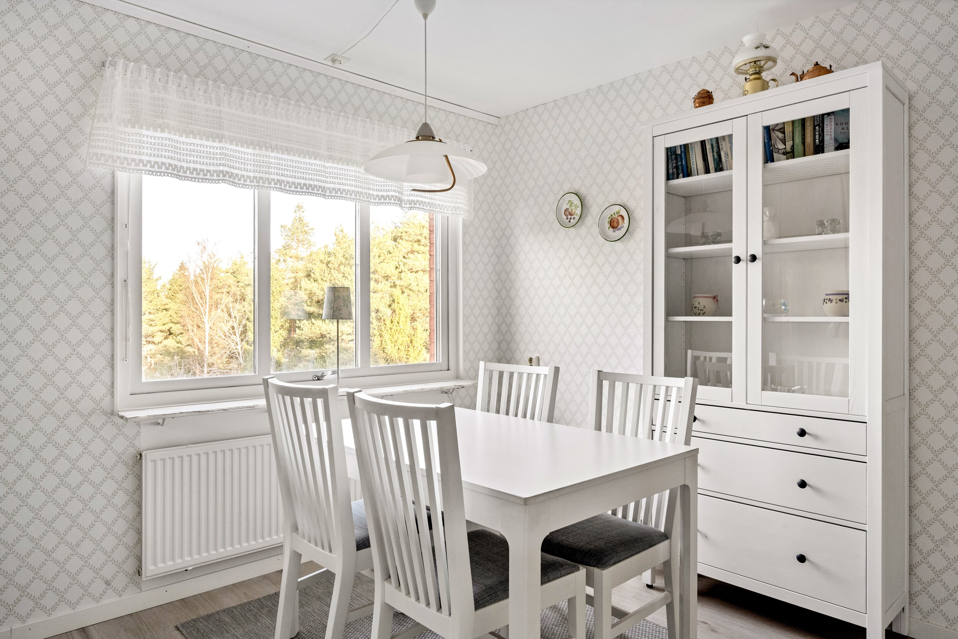 Bostadsbild från Smålandsvägen 1, Såld i Sävja, Uppsala