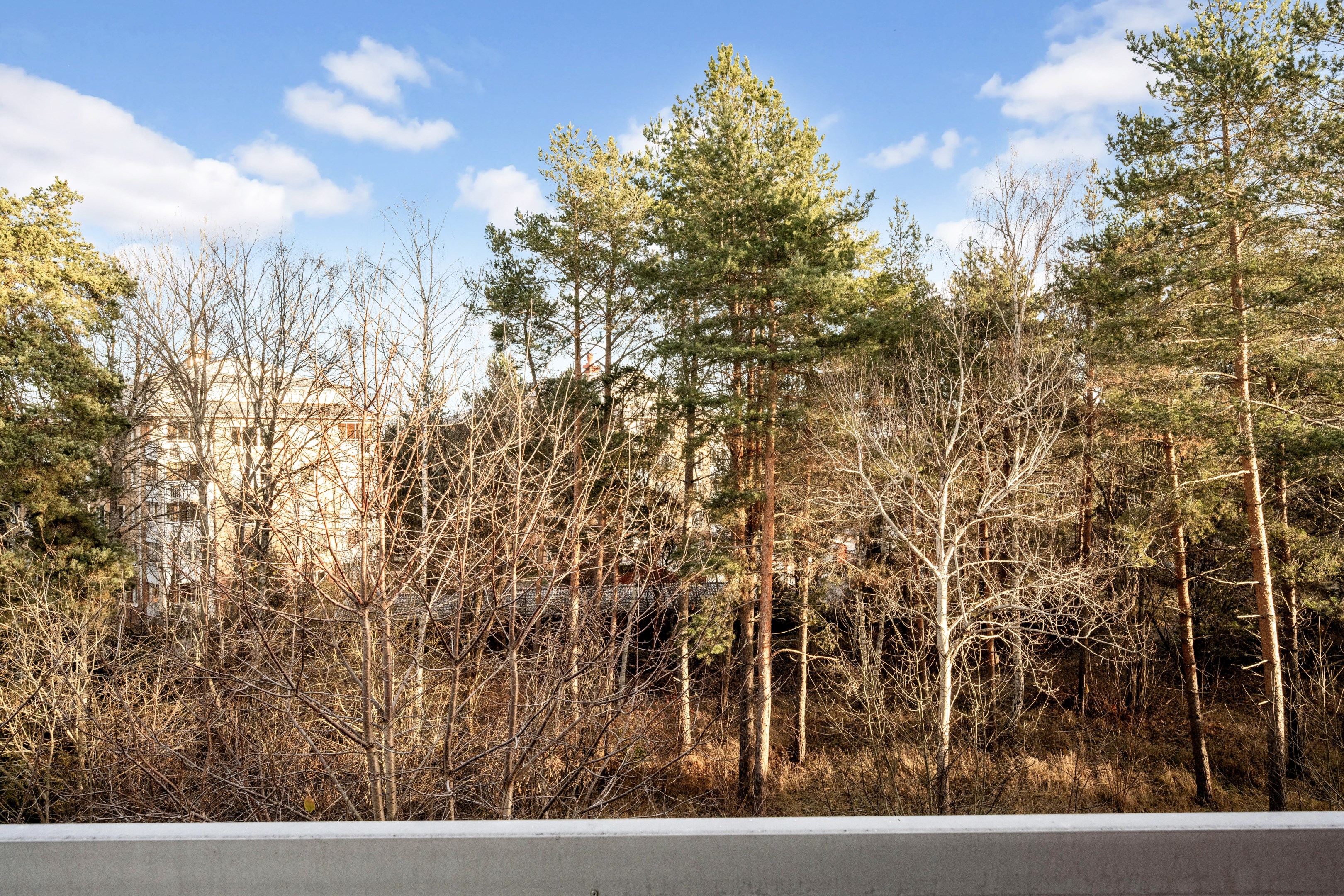 Bostadsbild från Smålandsvägen 1, Såld i Sävja, Uppsala