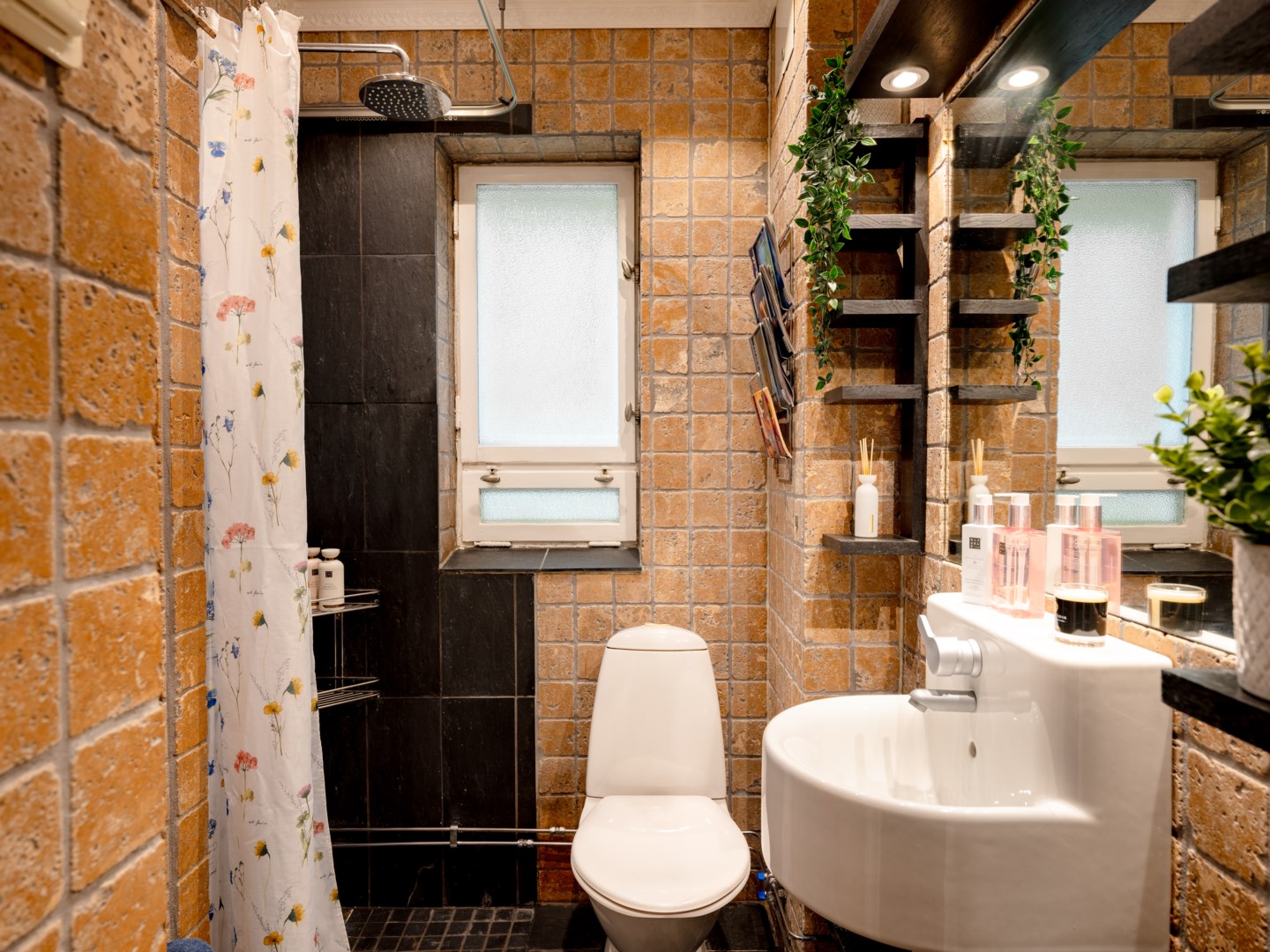 Bostadsbild från Tångvägen 21, Till salu i Hökmossen/Telefonplan, Stockholm