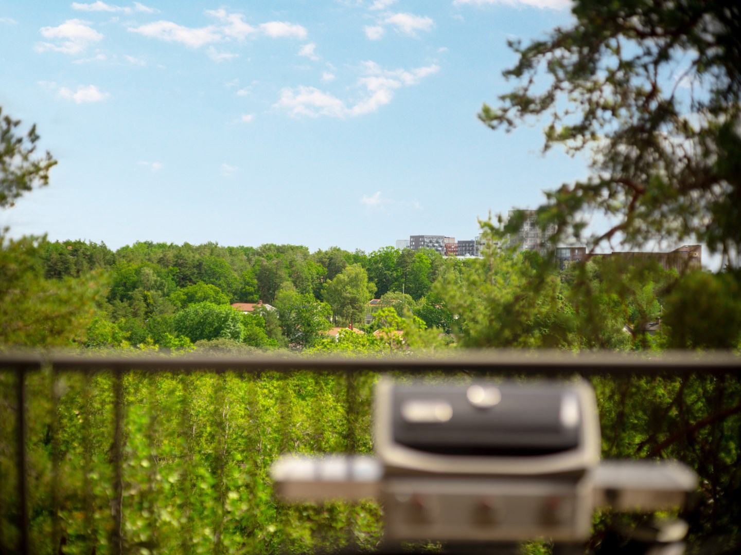 Bostadsbild från Kamrerarvägen 38, Kommande i Hägerstensåsen, Stockholm