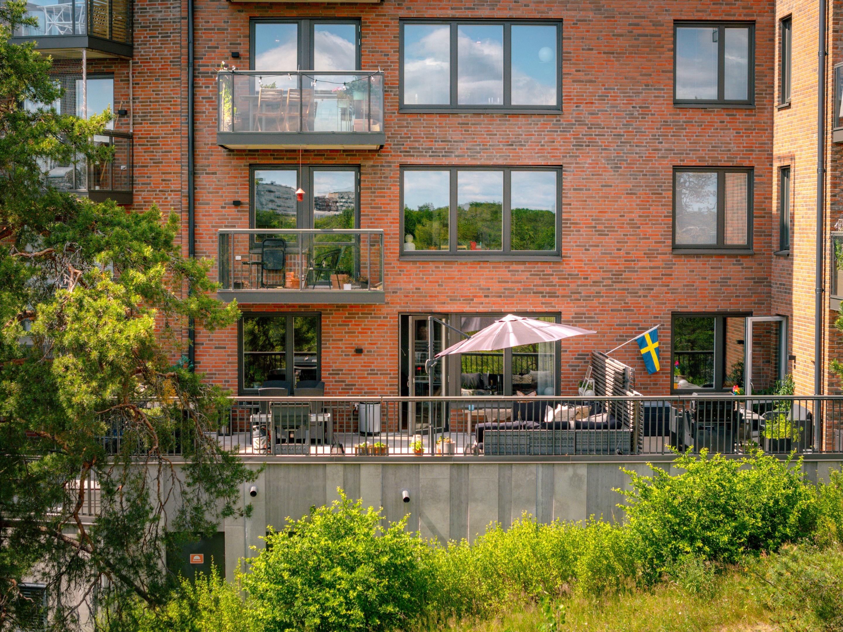 Bostadsbild från Kamrerarvägen 38, Till salu i Hägerstensåsen, Stockholm