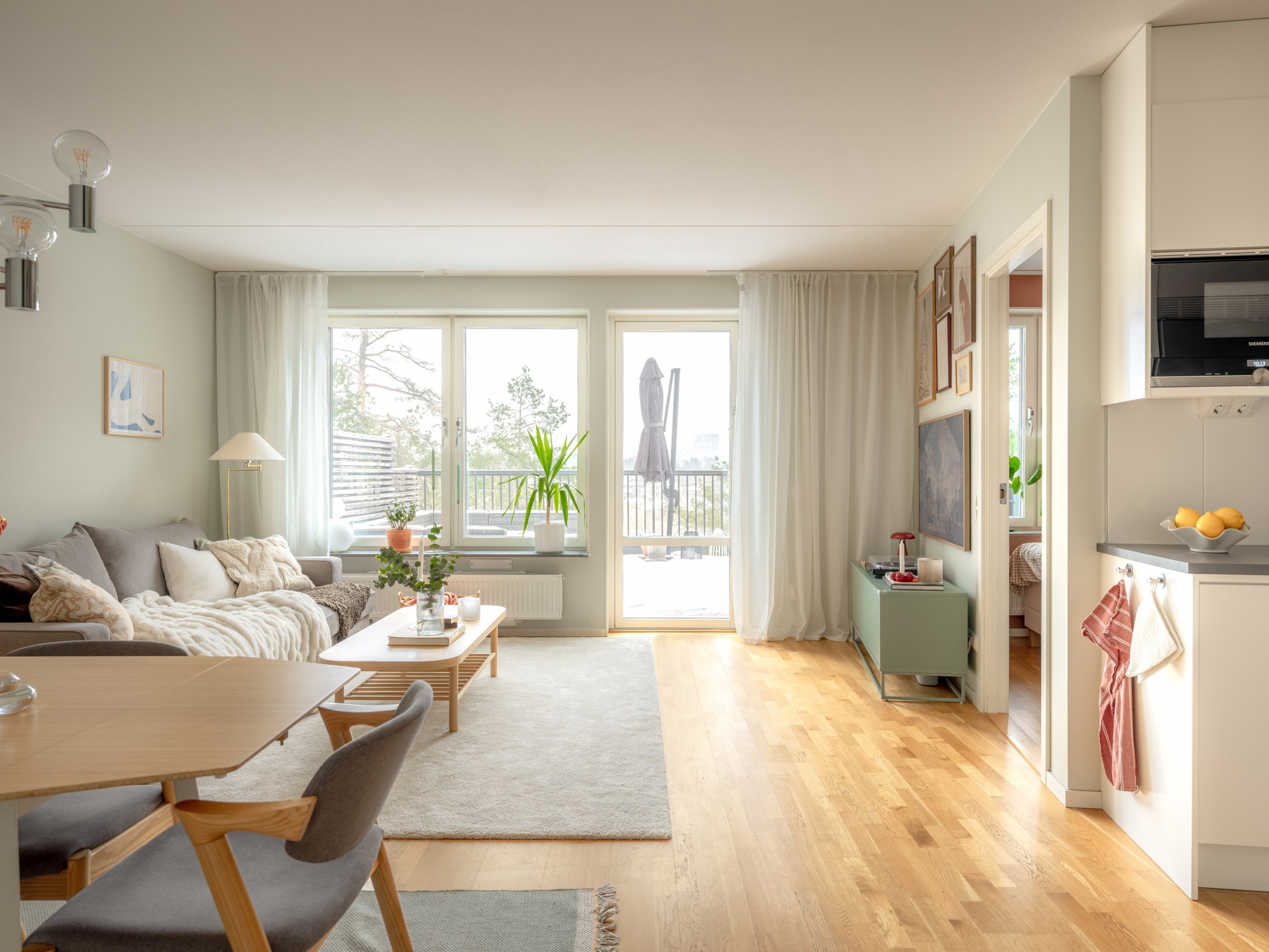 Bostadsbild från Kamrerarvägen 38, Till salu i Hägerstensåsen, Stockholm