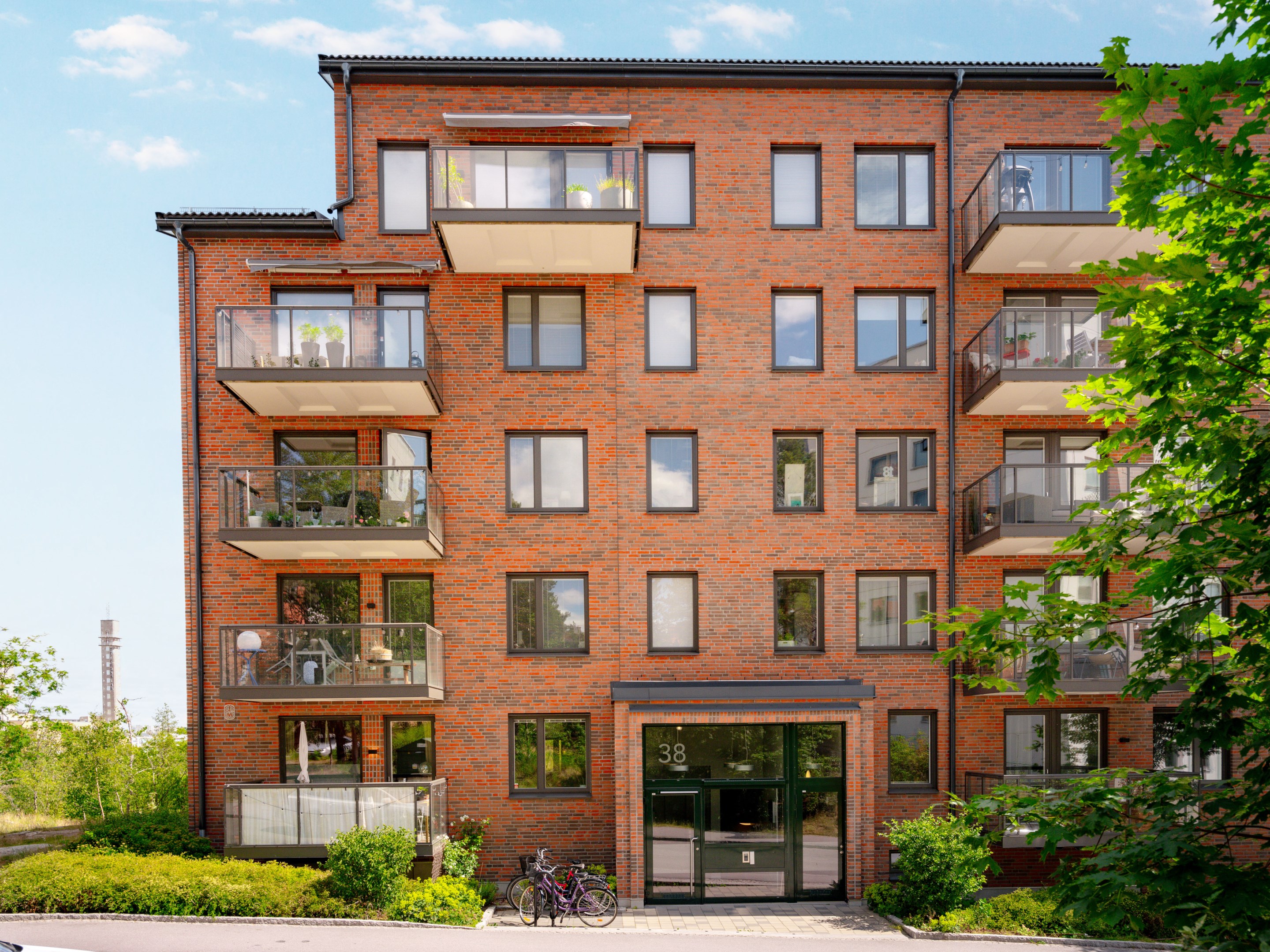 Bostadsbild från Kamrerarvägen 38, Till salu i Hägerstensåsen, Stockholm