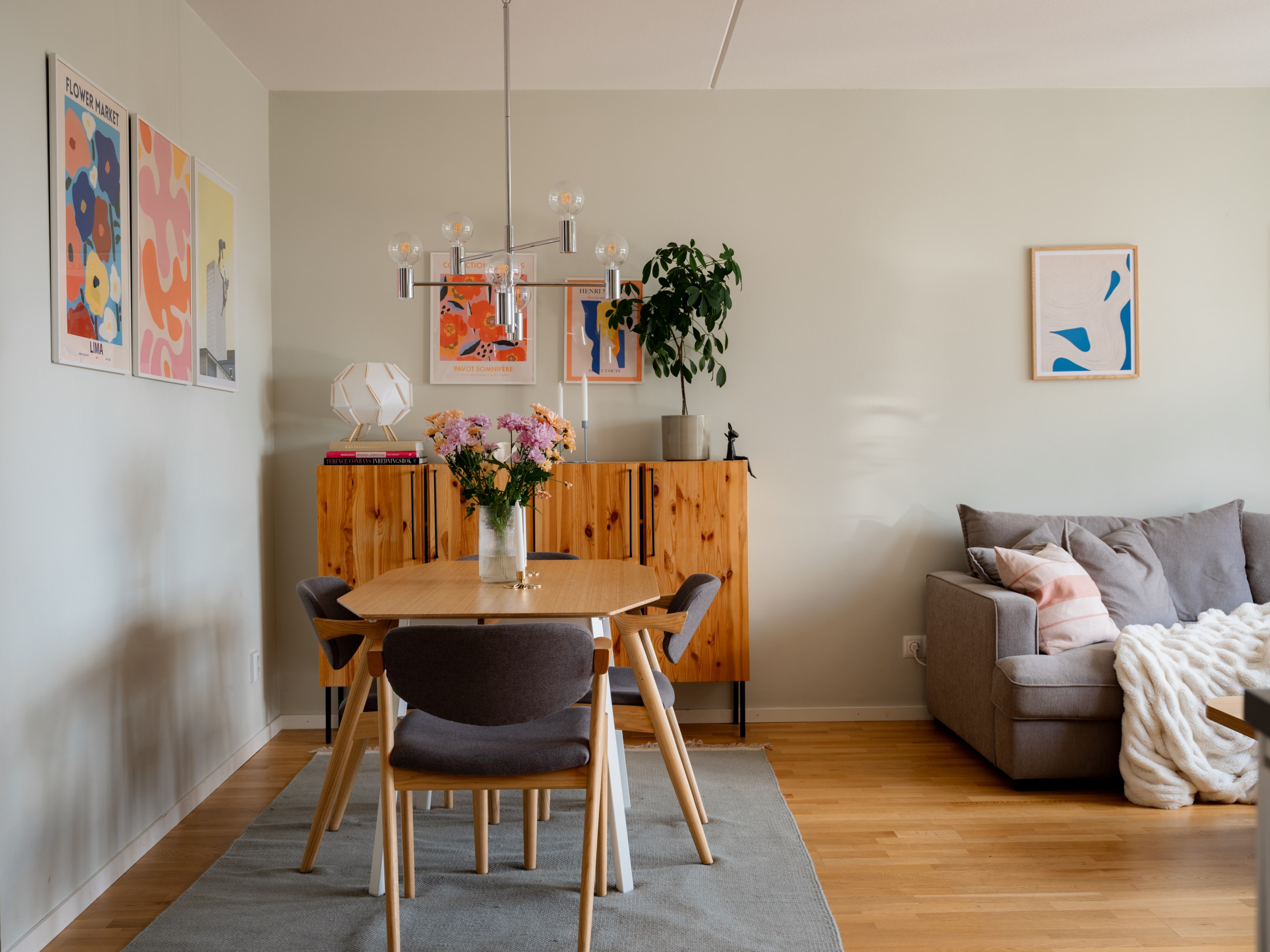 Bostadsbild från Kamrerarvägen 38, Till salu i Hägerstensåsen, Stockholm