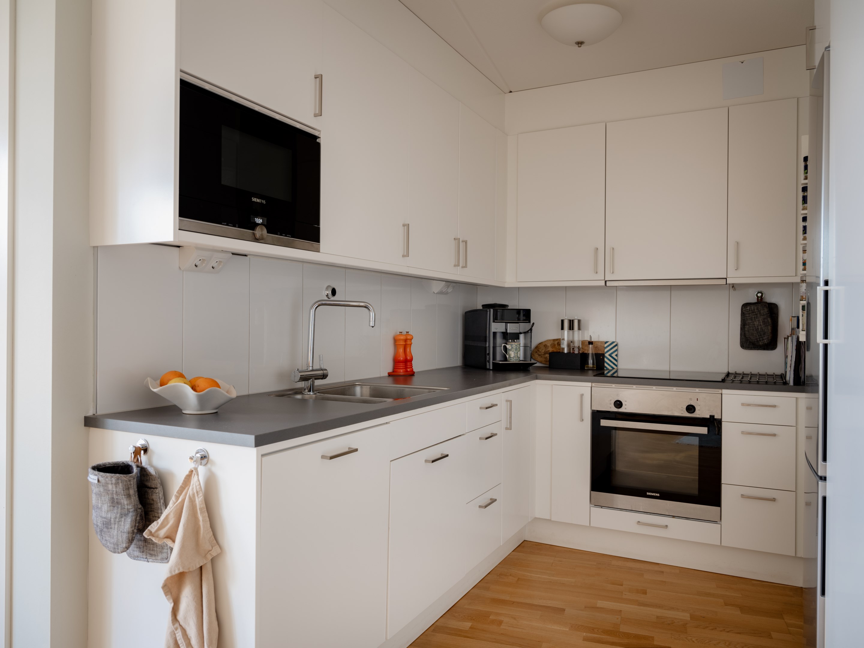 Bostadsbild från Kamrerarvägen 38, Till salu i Hägerstensåsen, Stockholm