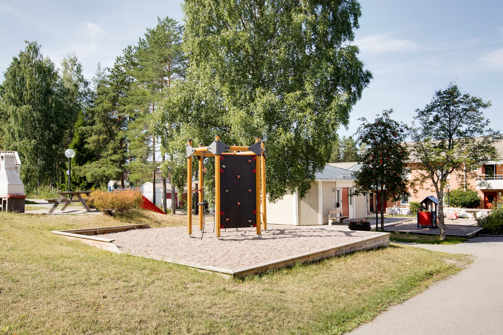 Bostadsbild från Gotlandsresan 99, Till salu i Sävja, Uppsala