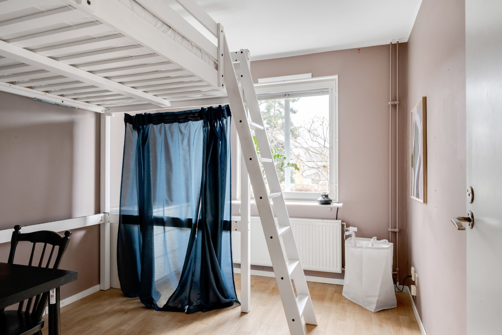 Bostadsbild från Gotlandsresan 99, Till salu i Sävja, Uppsala