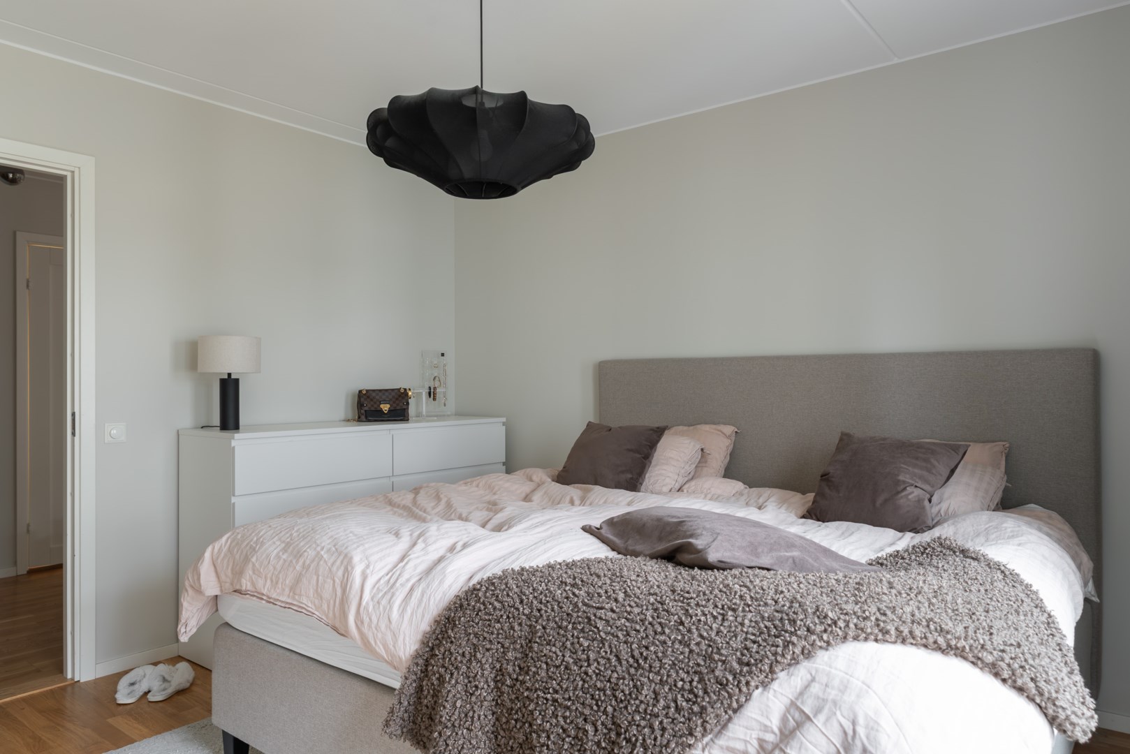 Bostadsbild från Stora gatan 1A, Till salu i City, Västerås