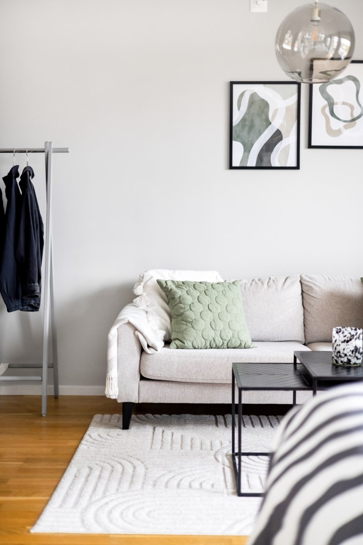 Bostadsbild från Råbyvägen 57E, Till salu i Gränby, Uppsala