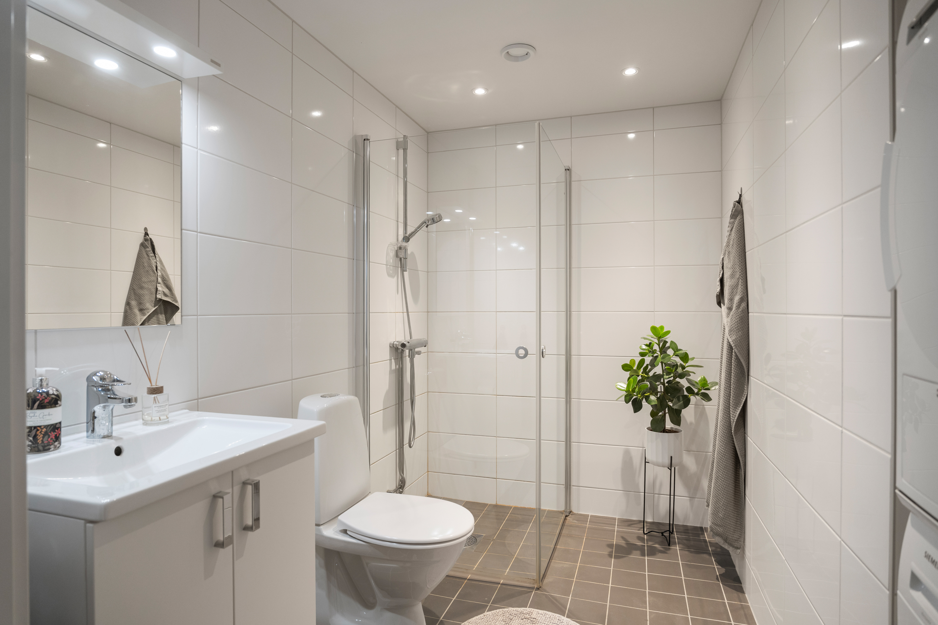 Bostadsbild från Nybohovsbacken 35I, 4 tr, Kommande i Liljeholmen - Liljeholmskajen, Stockholm