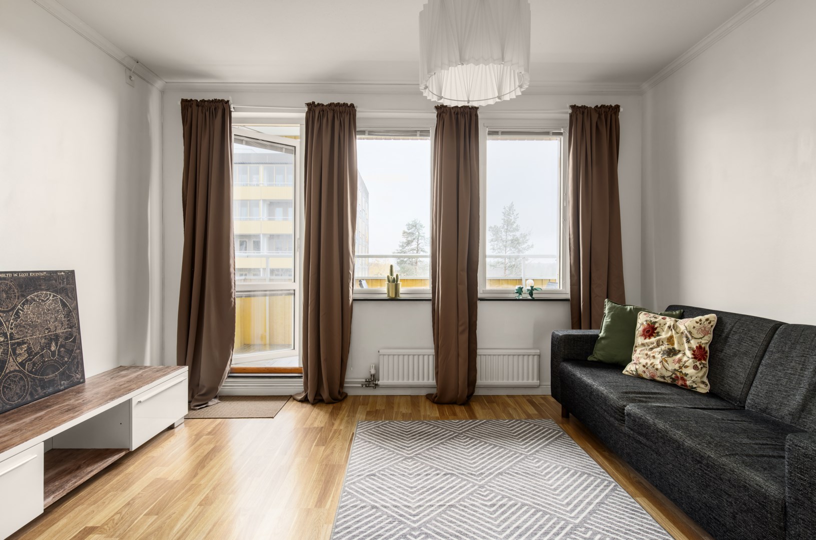 Bostadsbild från Skarpövägen 49, Såld i Västra Orminge, Nacka