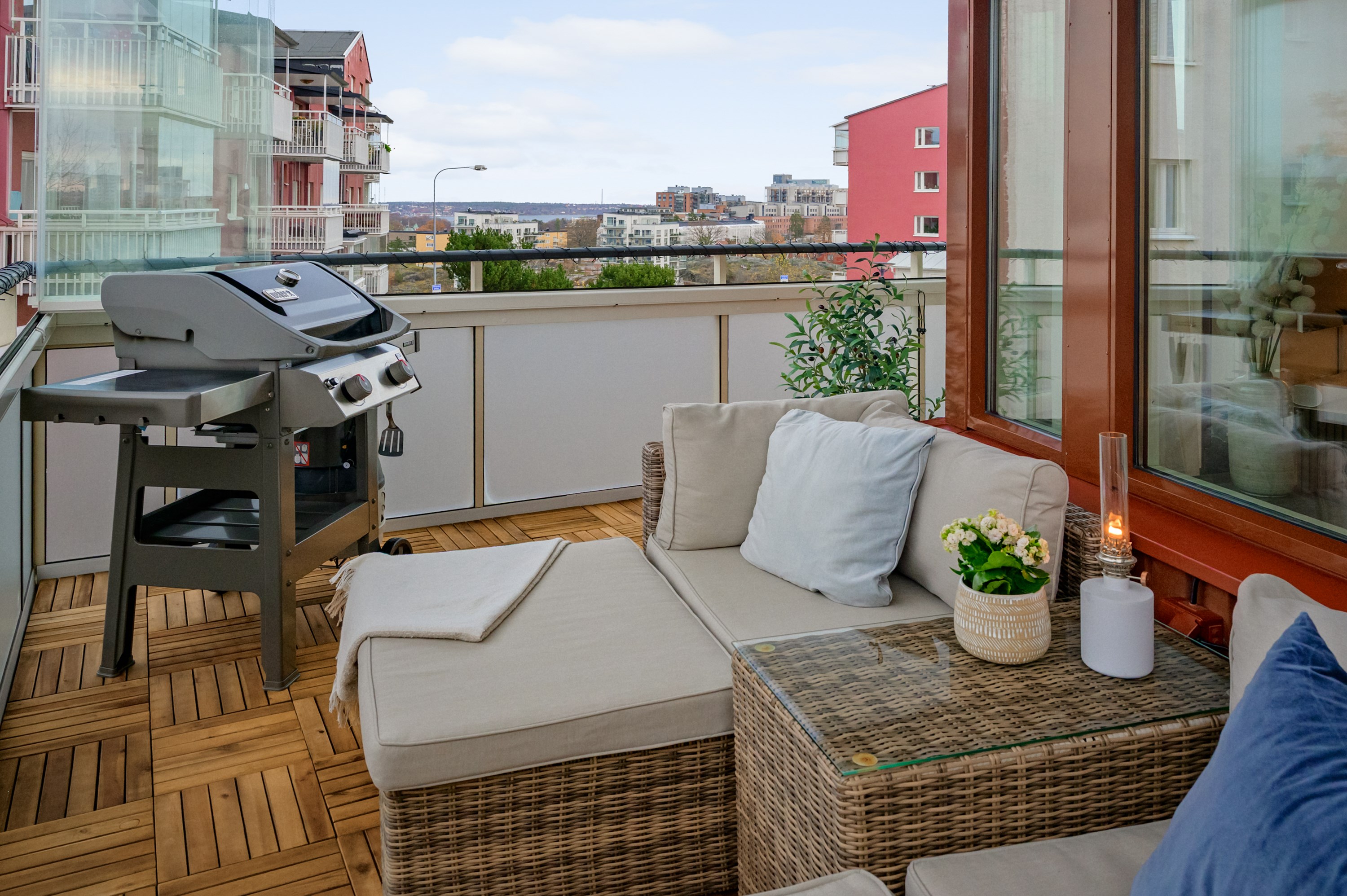 Bostadsbild från Finnbergsvägen 68, Såld i Finnberget, Nacka