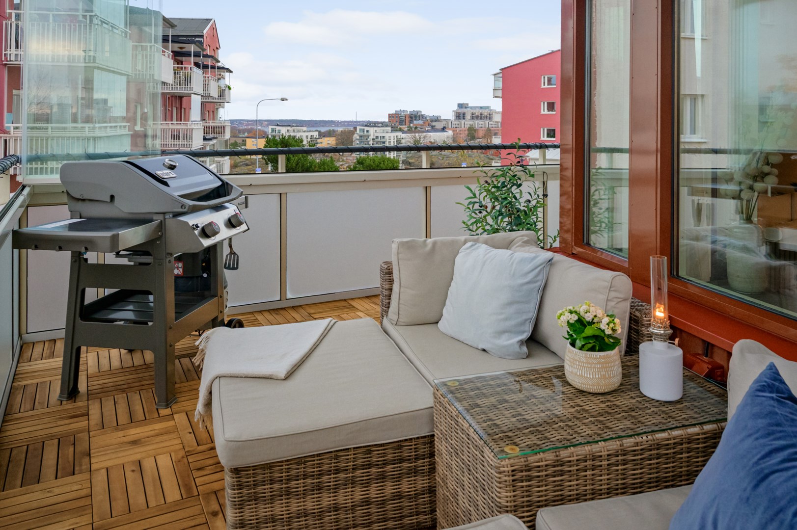 Bostadsbild från Finnbergsvägen 68, Såld i Finnberget, Nacka