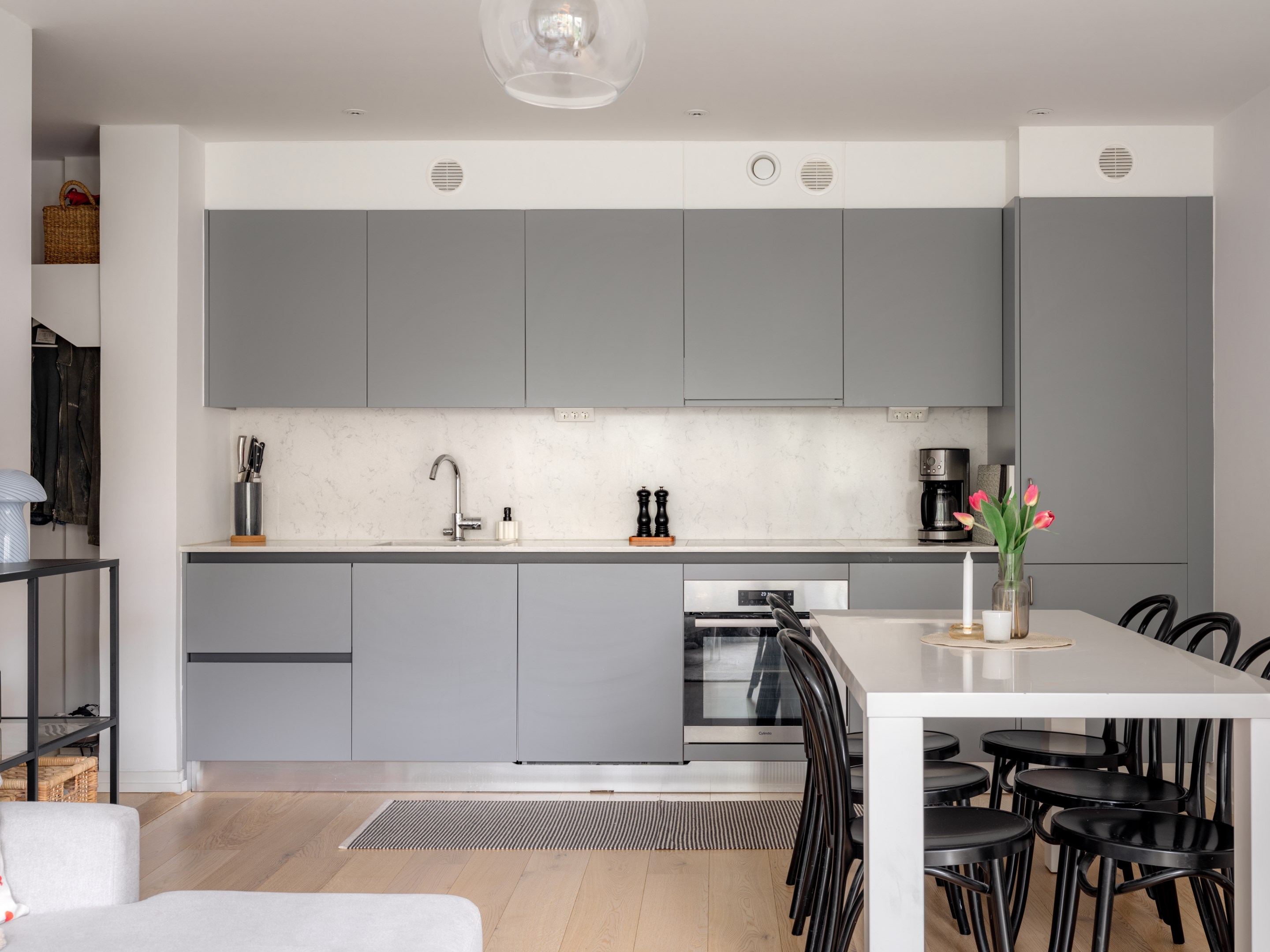 Bostadsbild från Valborgsmässovägen 20A, Till salu i Midsommarkransen - Telefonplan, Stockholm