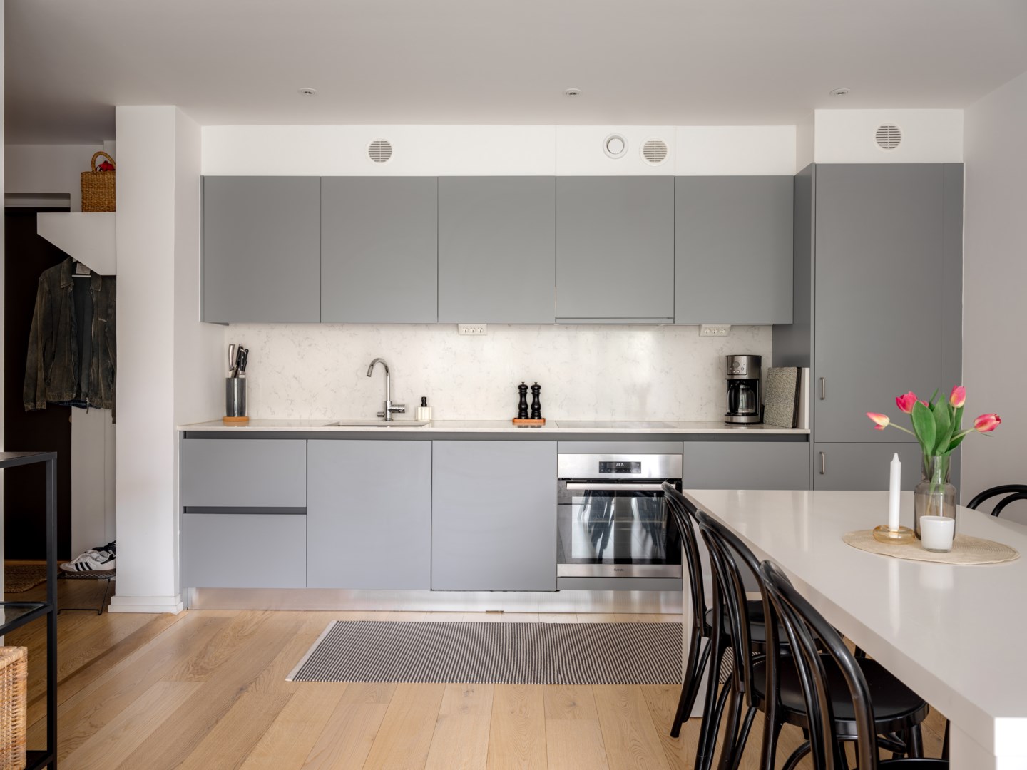 Bostadsbild från Valborgsmässovägen 20A, Till salu i Midsommarkransen - Telefonplan, Stockholm