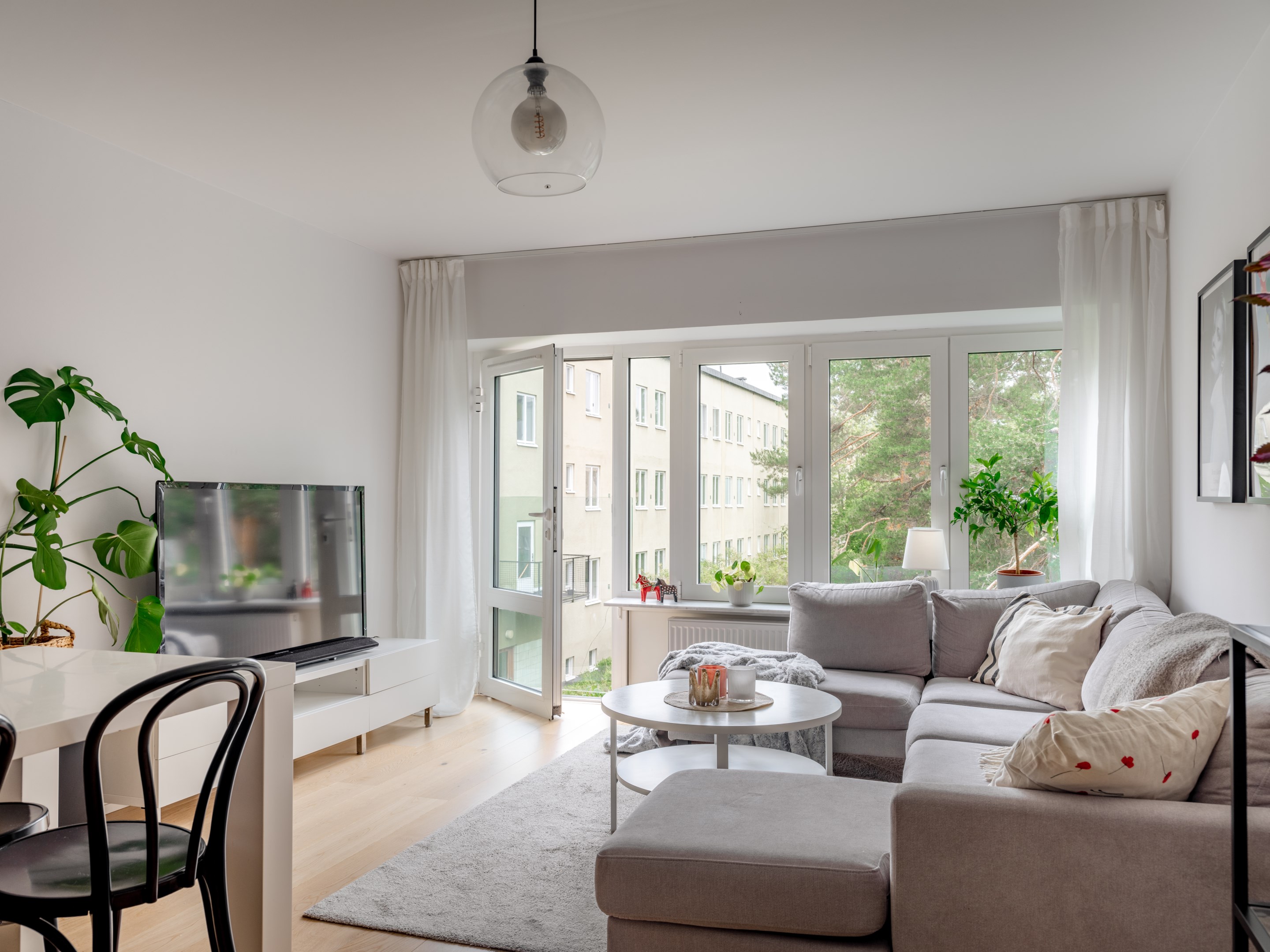 Bostadsbild från Valborgsmässovägen 20A, Till salu i Midsommarkransen - Telefonplan, Stockholm