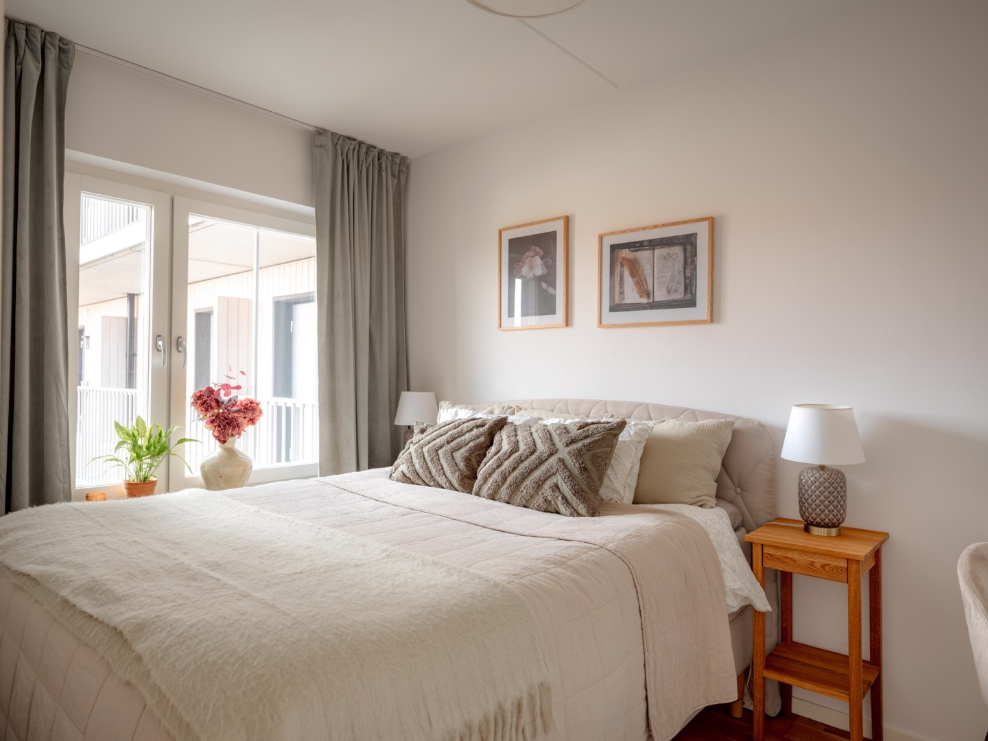 Bostadsbild från Radiusbacken 39, Till salu i Midsommarkransen, Stockholm