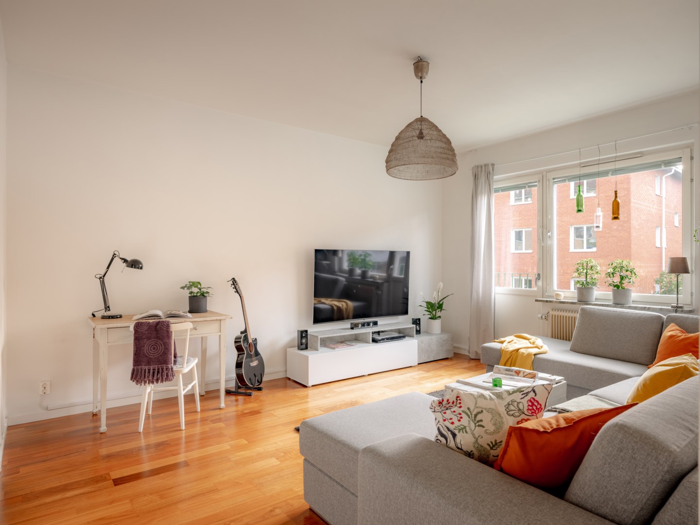 Bostadsbild från Inteckningsvägen 64, Till salu i Hägerstensåsen, Stockholm