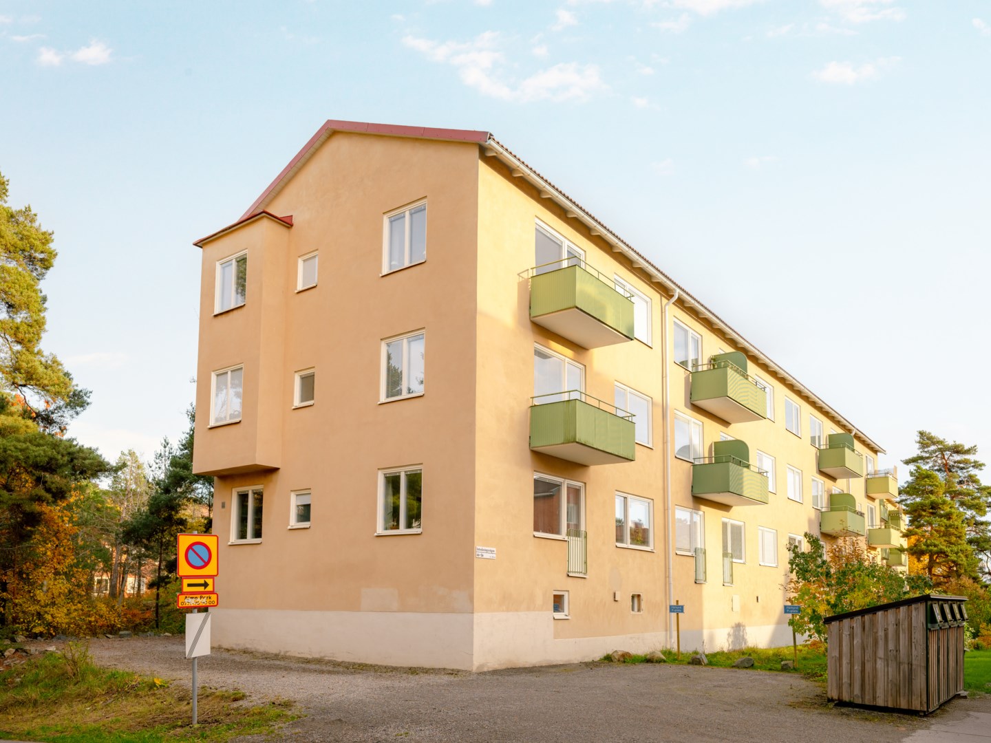 Bostadsbild från Inteckningsvägen 64, Till salu i Hägerstensåsen, Stockholm