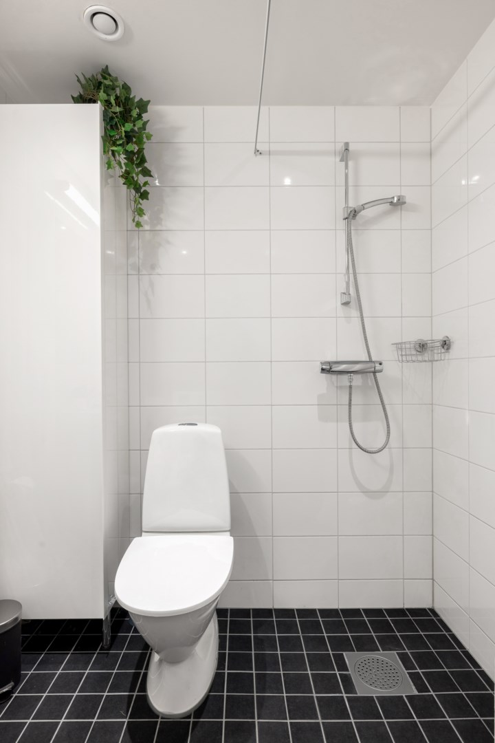 Bostadsbild från Rosendalsvägen 12, Till salu i Rosendal, Uppsala