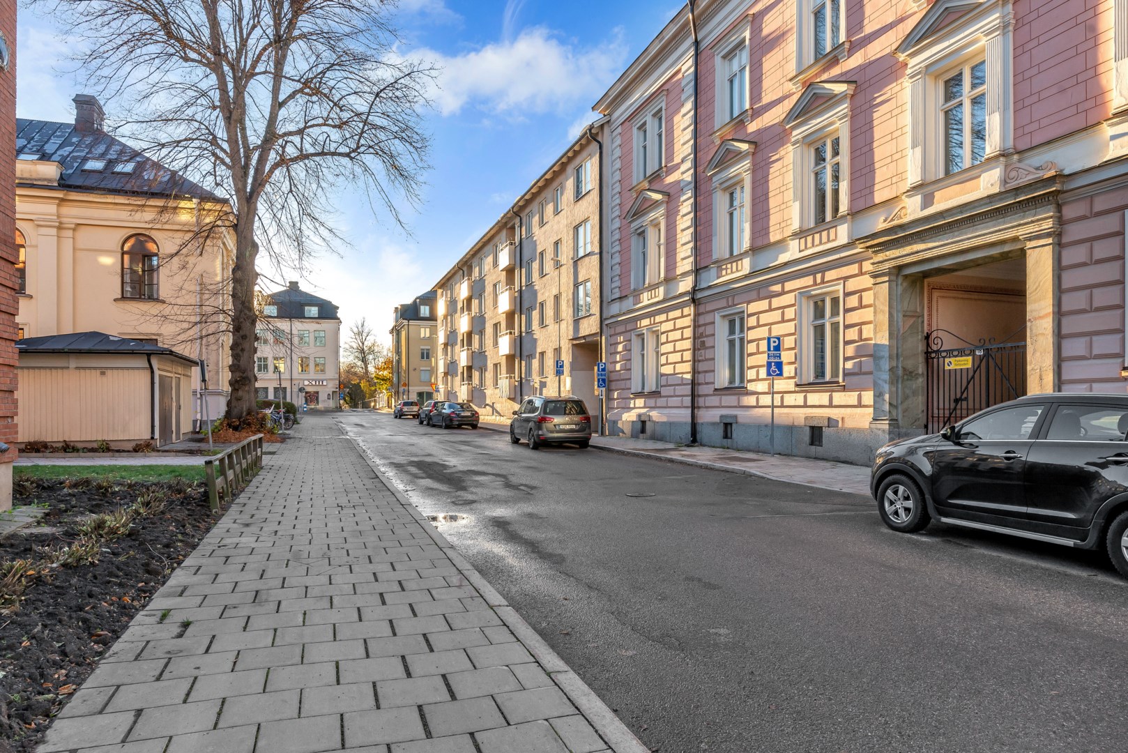 Bostadsbild från Linnégatan 19, Till salu i Centrum, Uppsala