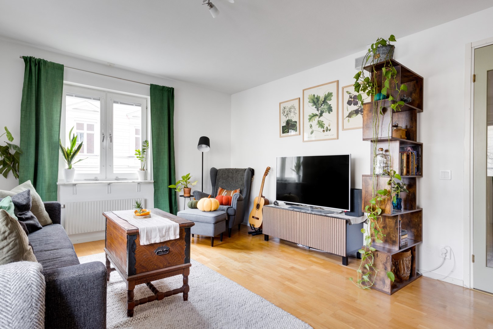 Bostadsbild från Linnégatan 19, Till salu i Centrum, Uppsala