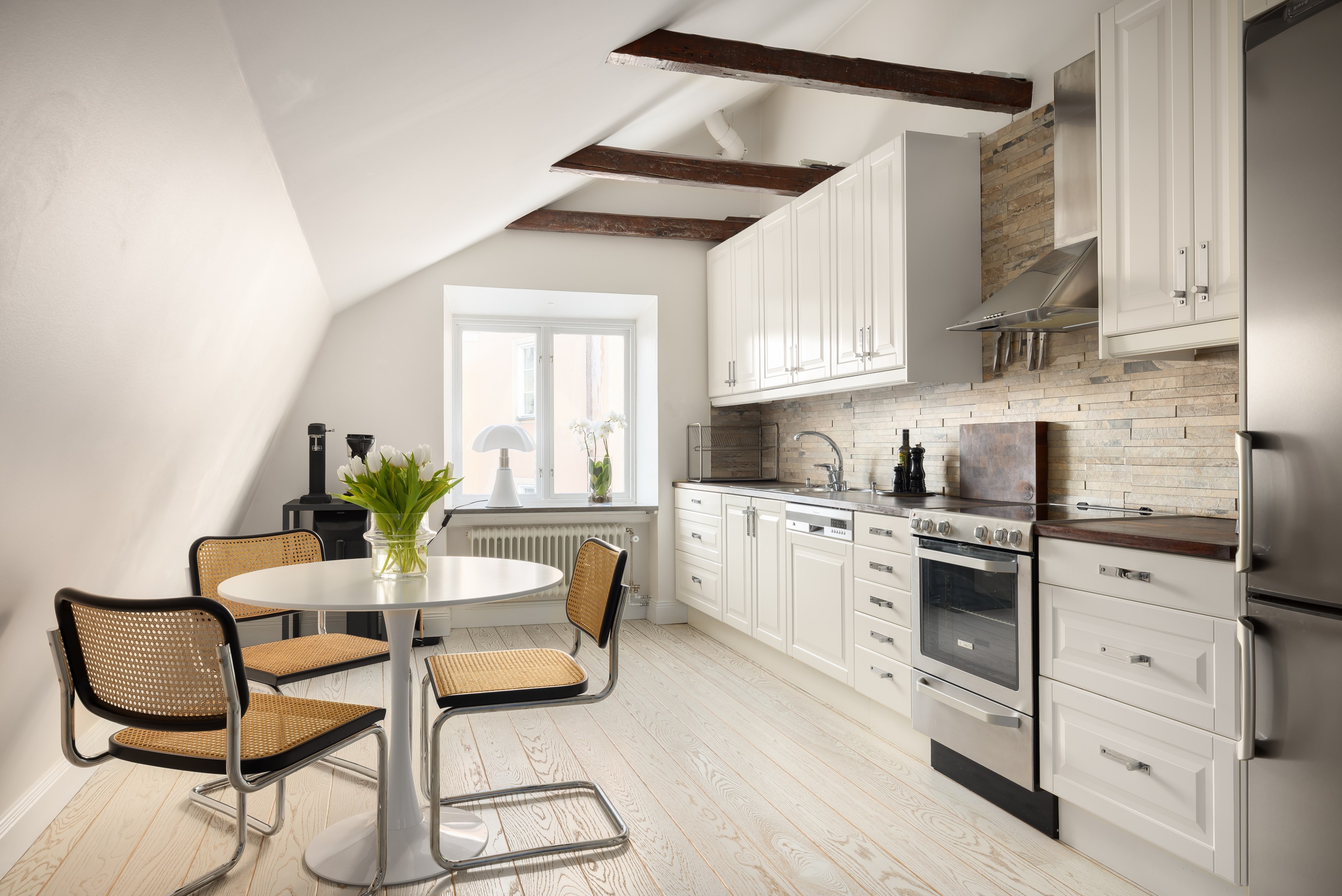 Bostadsbild från Regeringsgatan 90, 3/3 tr, Kommande i Vasastan - Norrmalm, Stockholm