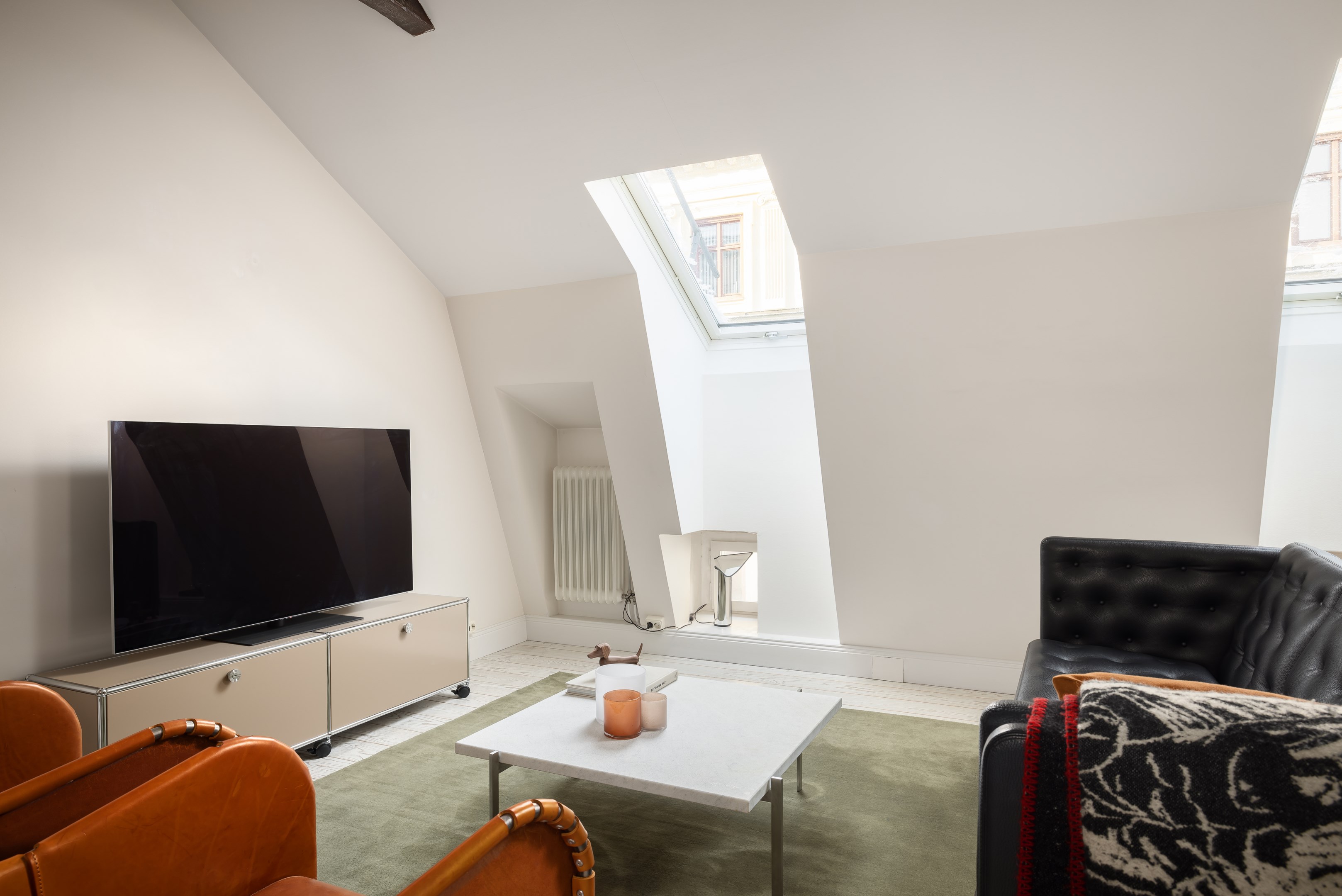 Bostadsbild från Regeringsgatan 90, 3/3 tr, Kommande i Vasastan - Norrmalm, Stockholm