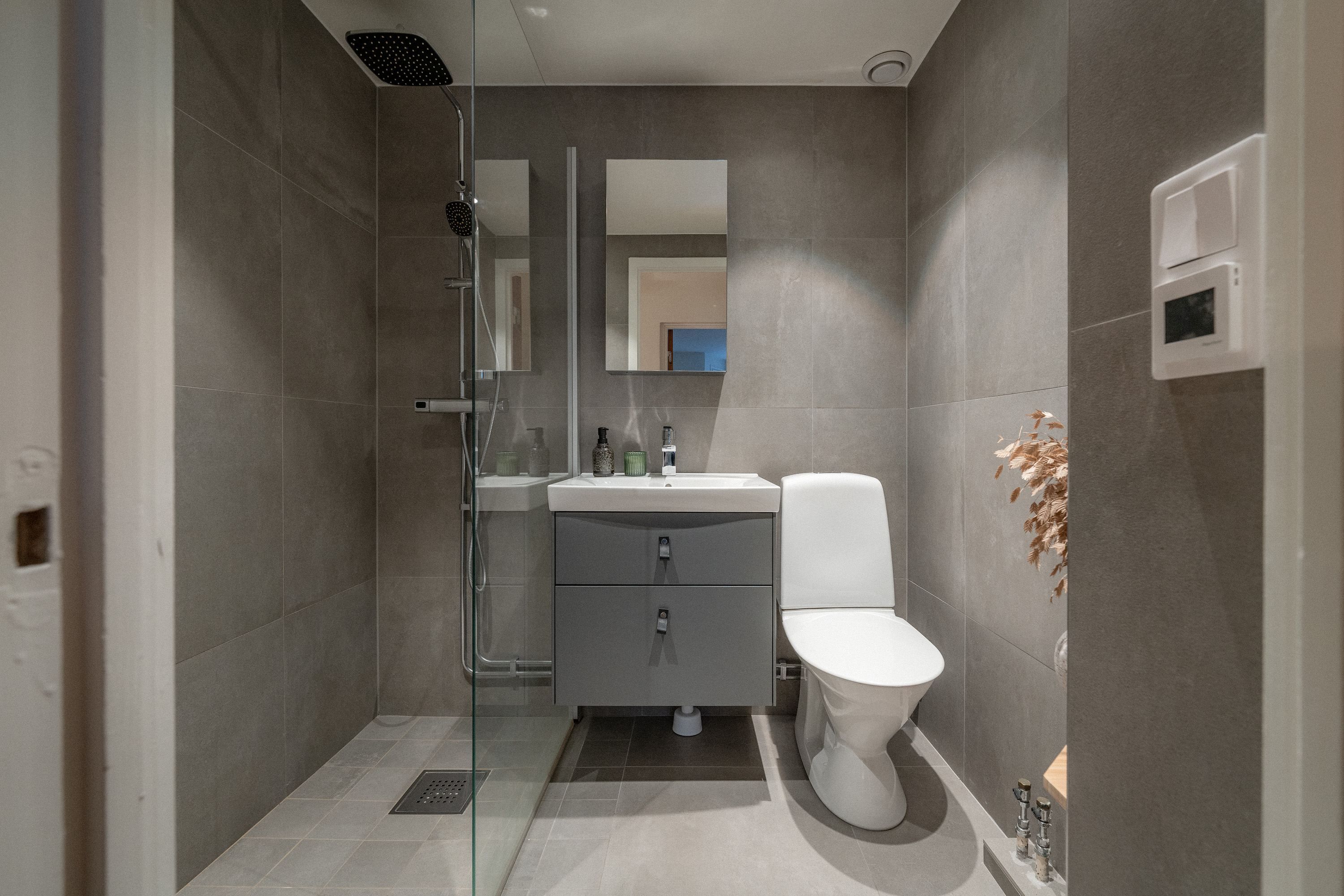 Bostadsbild från Alphyddevägen 33, Såld i Alphyddan, Nacka