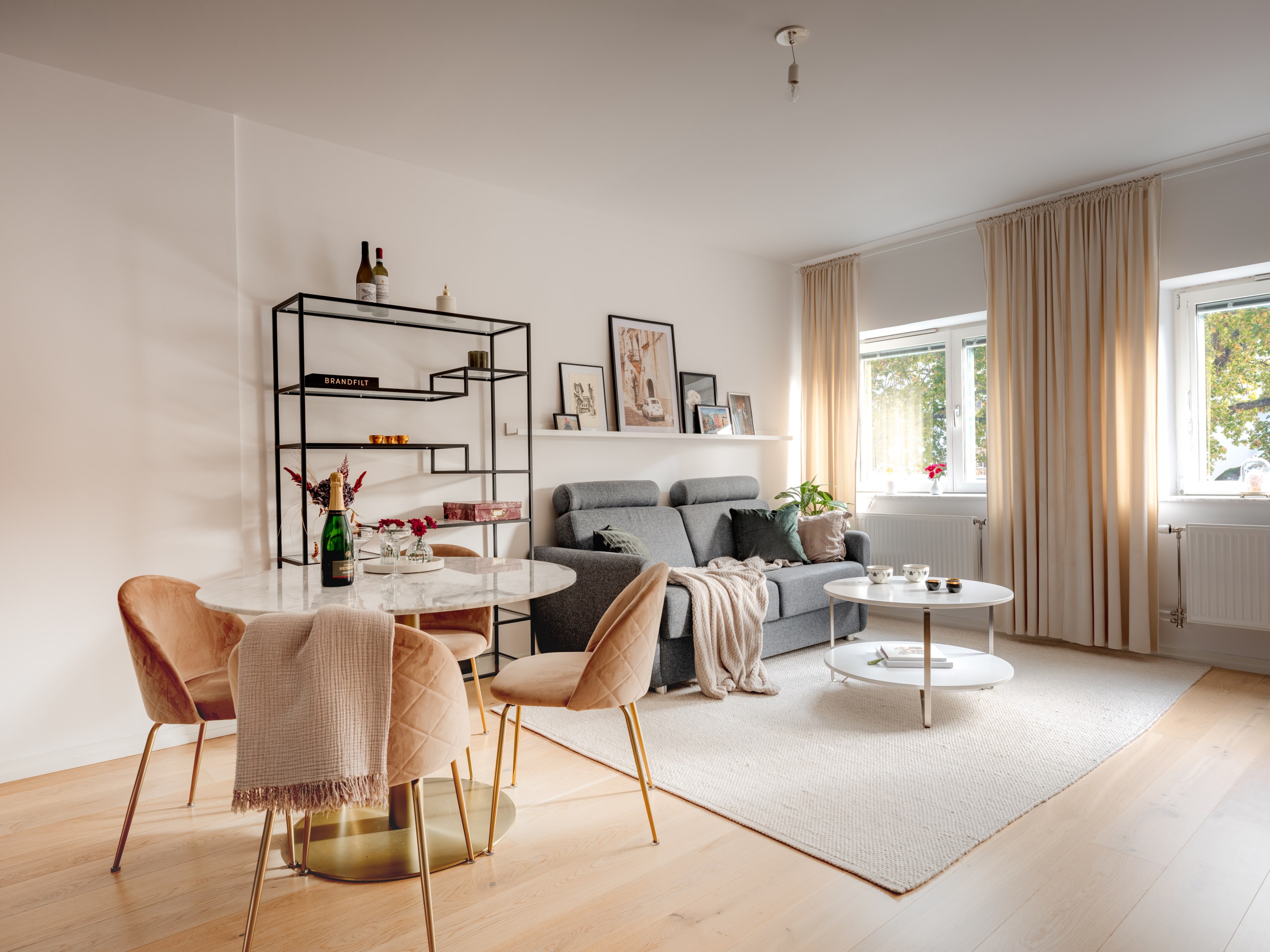 Bostadsbild från Valborgsmässovägen 20A, Såld i Midsommarkransen - Telefonplan, Stockholm